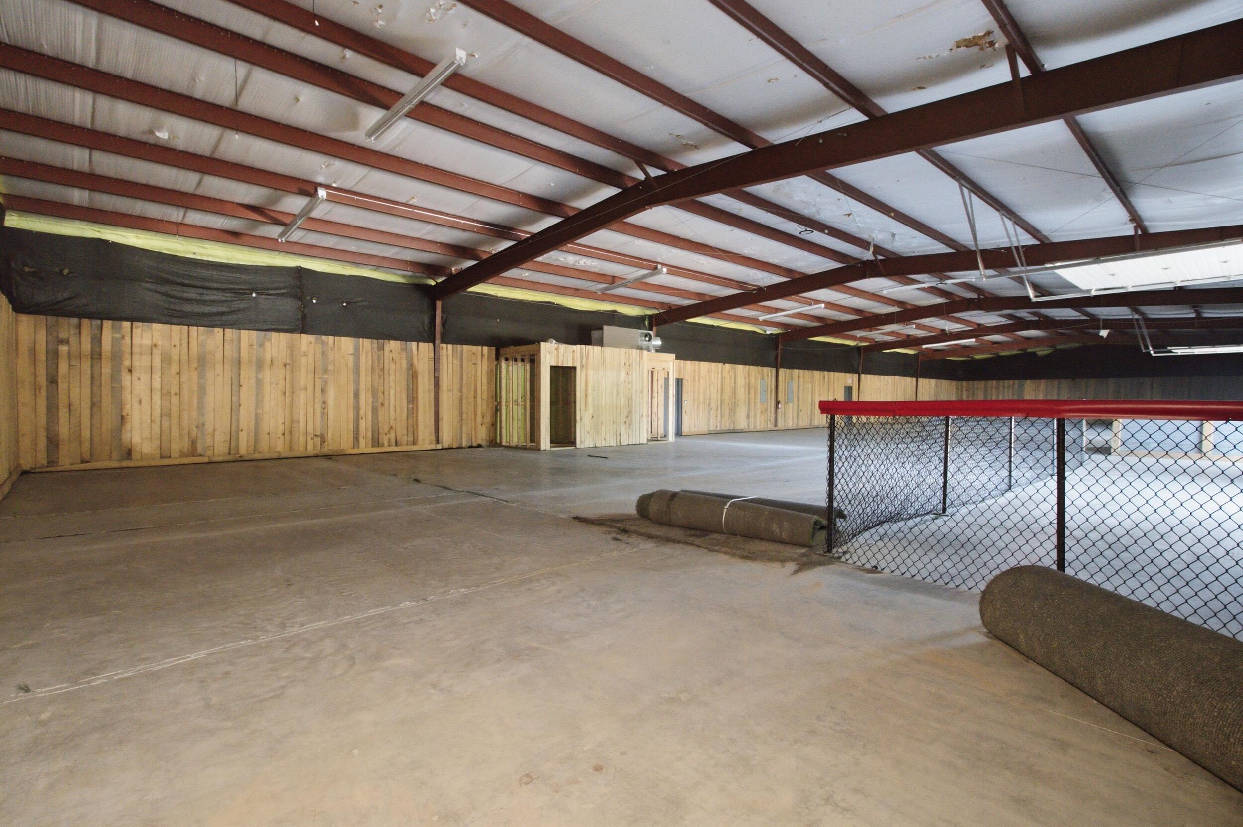1398-1402 South Valley Road Property Photo 32