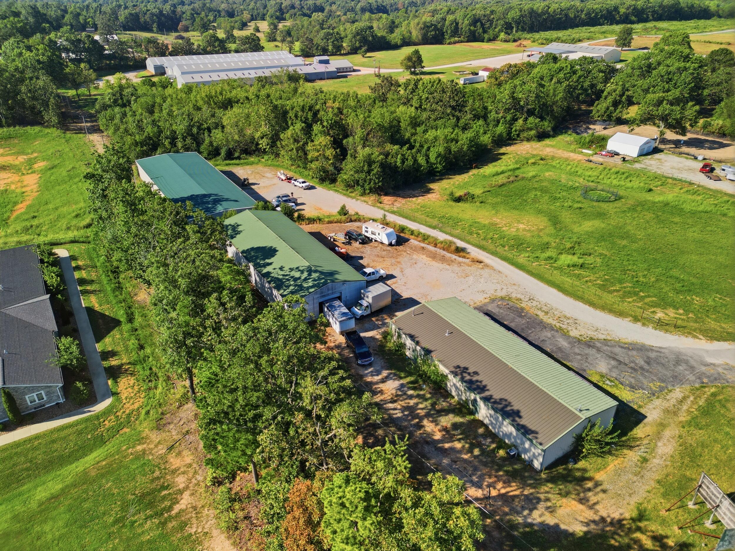 1398-1402 South Valley Road Property Photo 42
