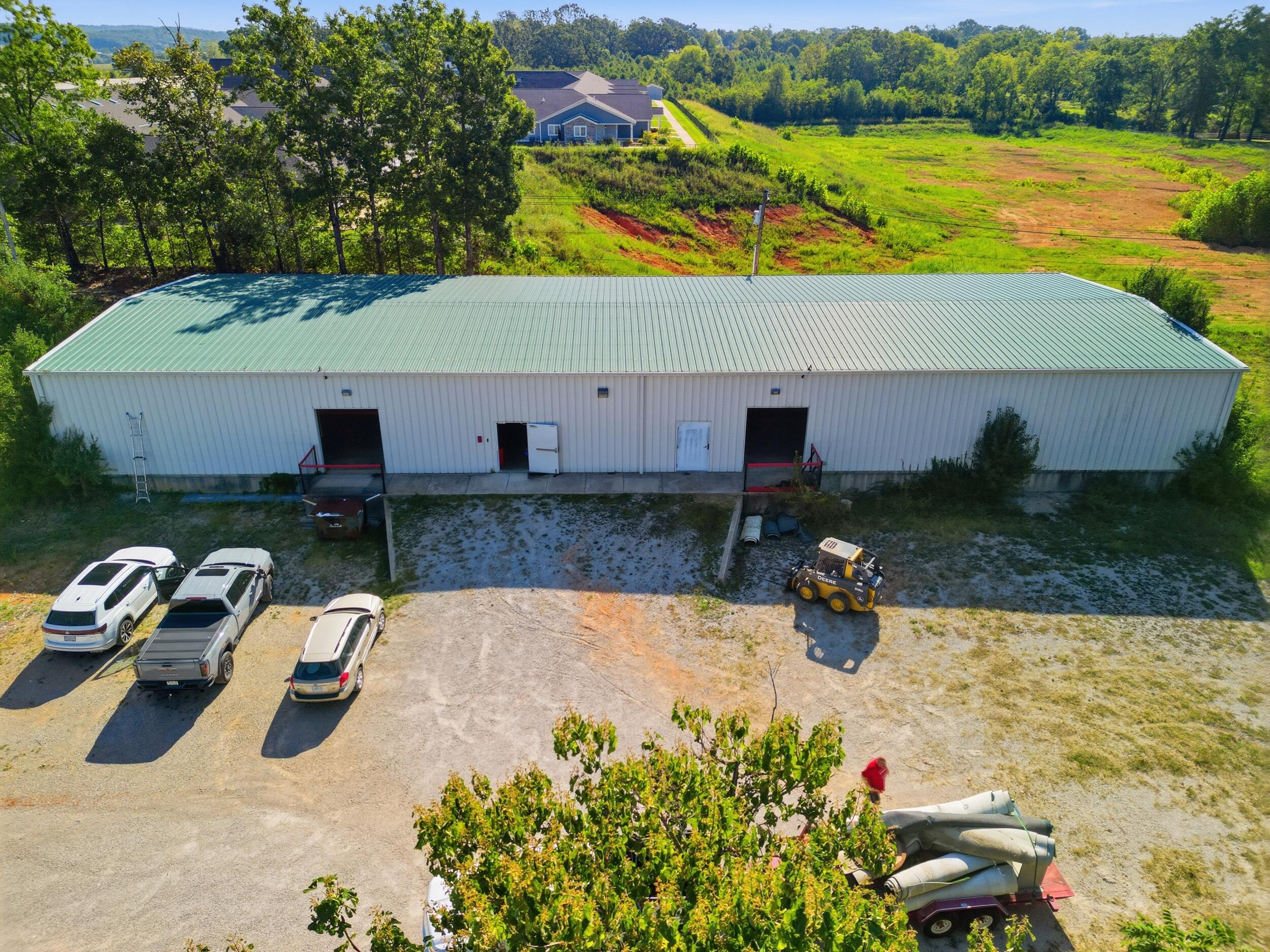 1402 South Valley Road Property Photo 1