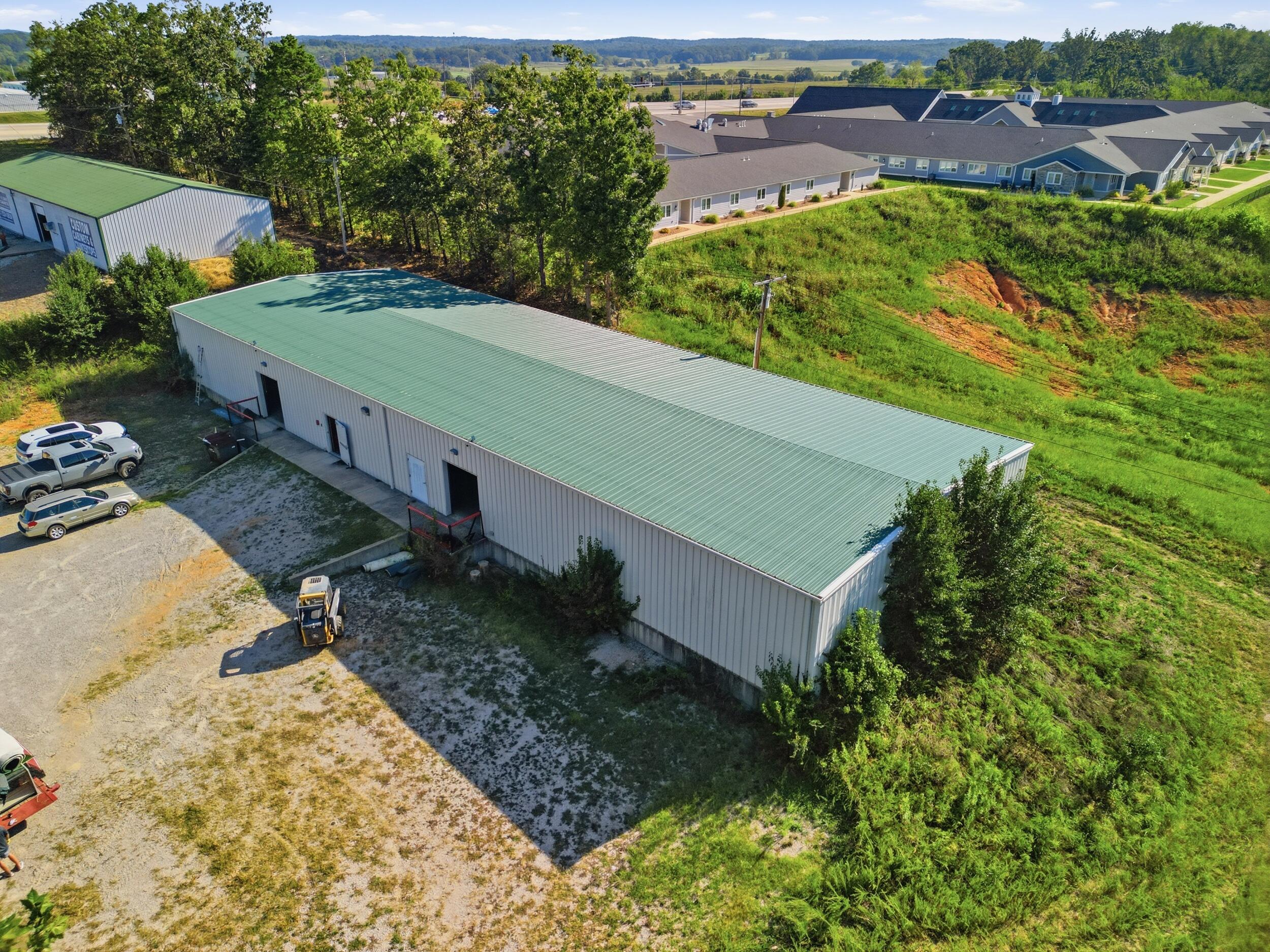1402 South Valley Road Property Photo 3