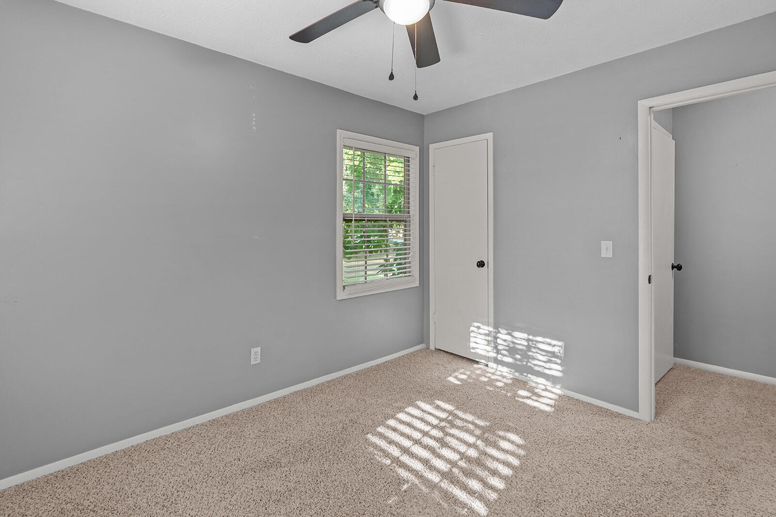 4747 South Roslyn Avenue Property Photo 21