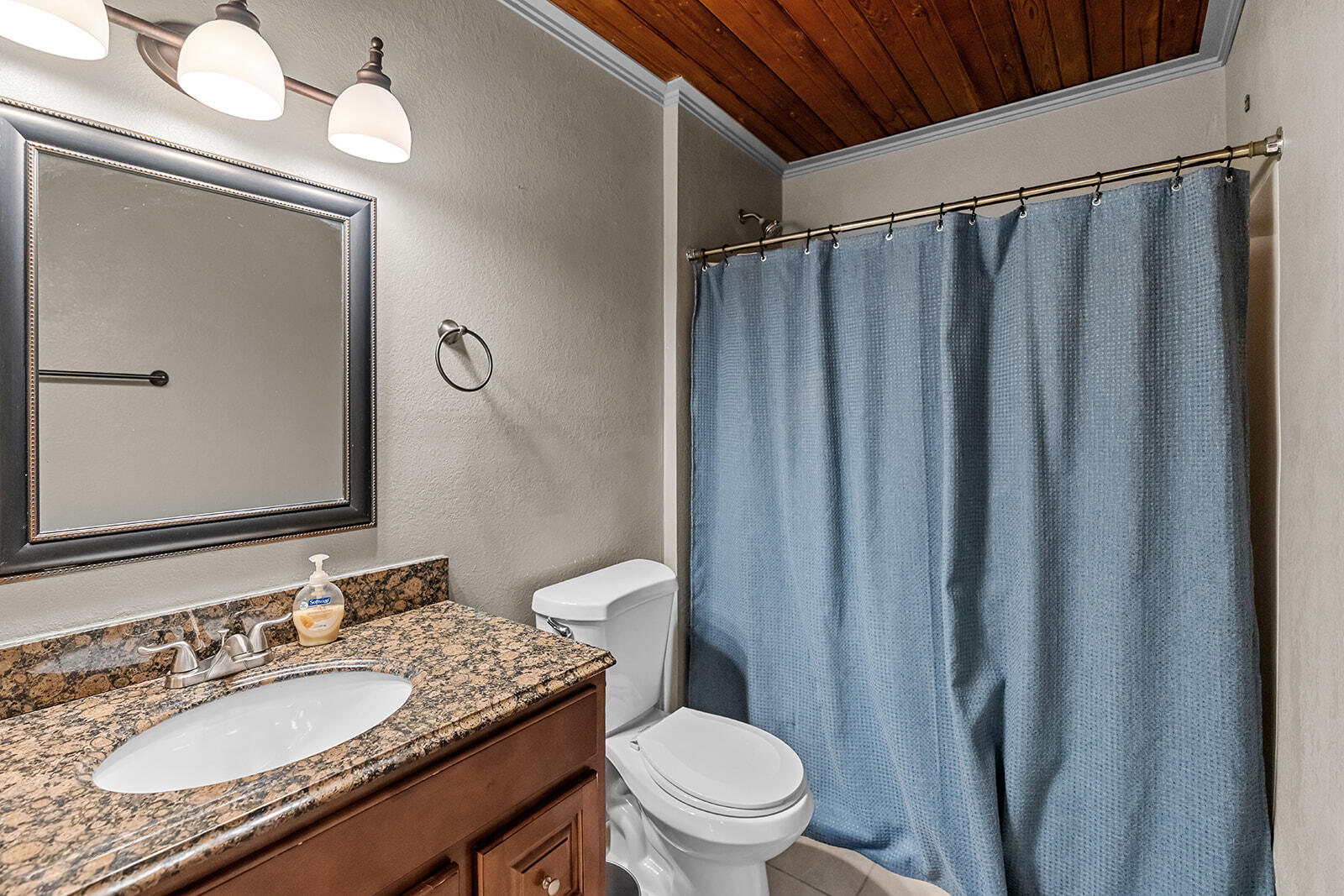 4747 South Roslyn Avenue Property Photo 24