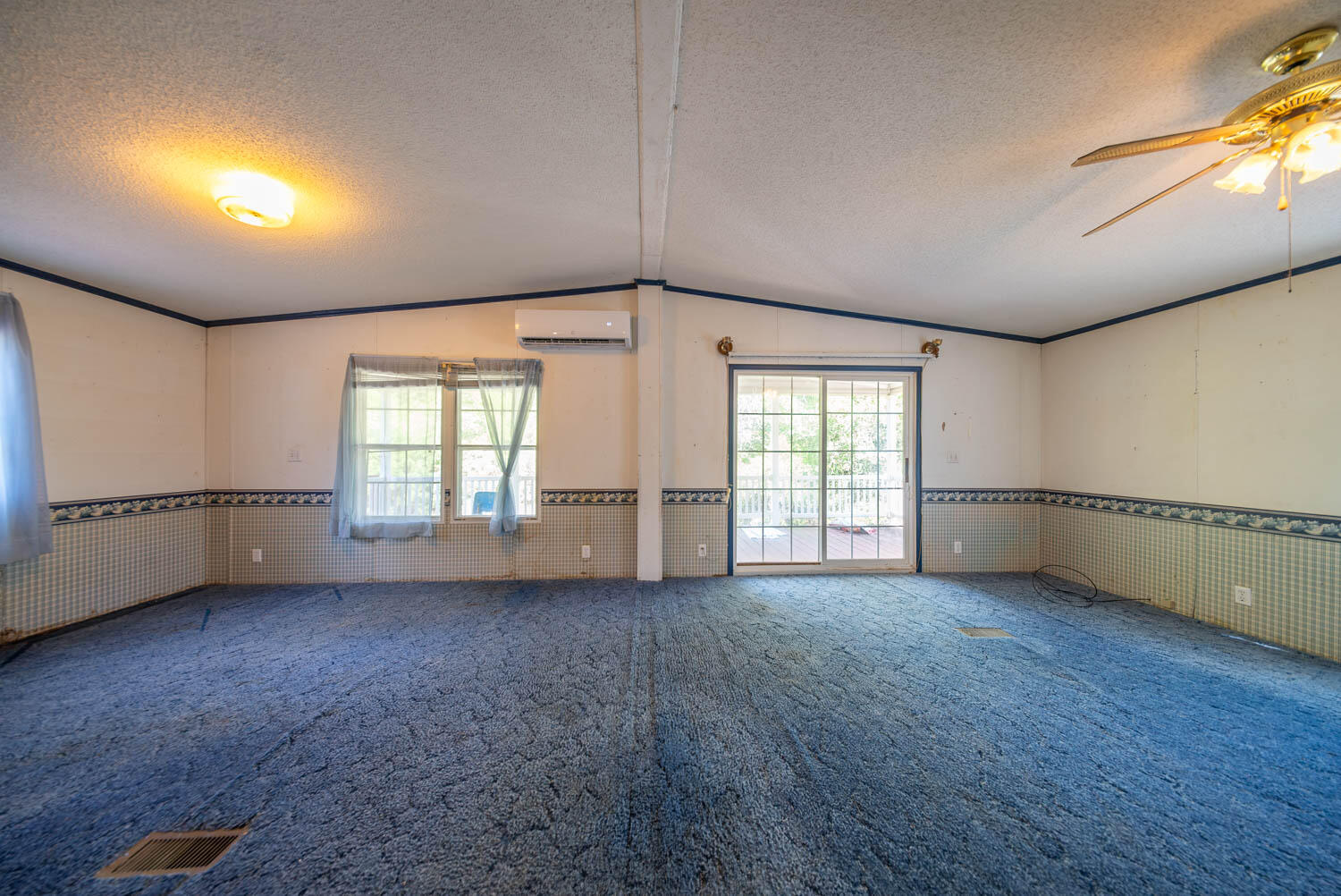 1102 H Highway Property Photo 8