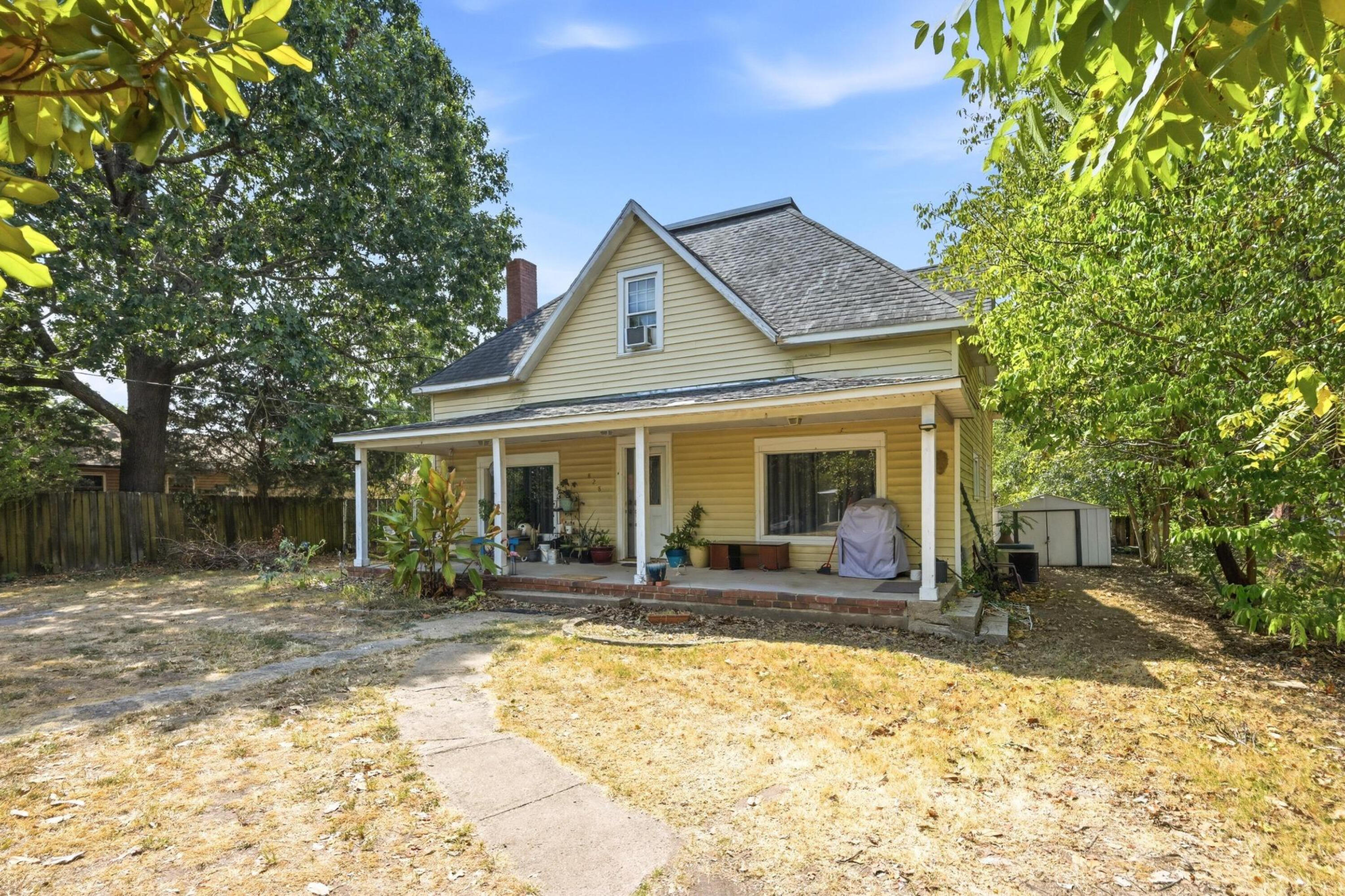828 South High Street Property Photo 2