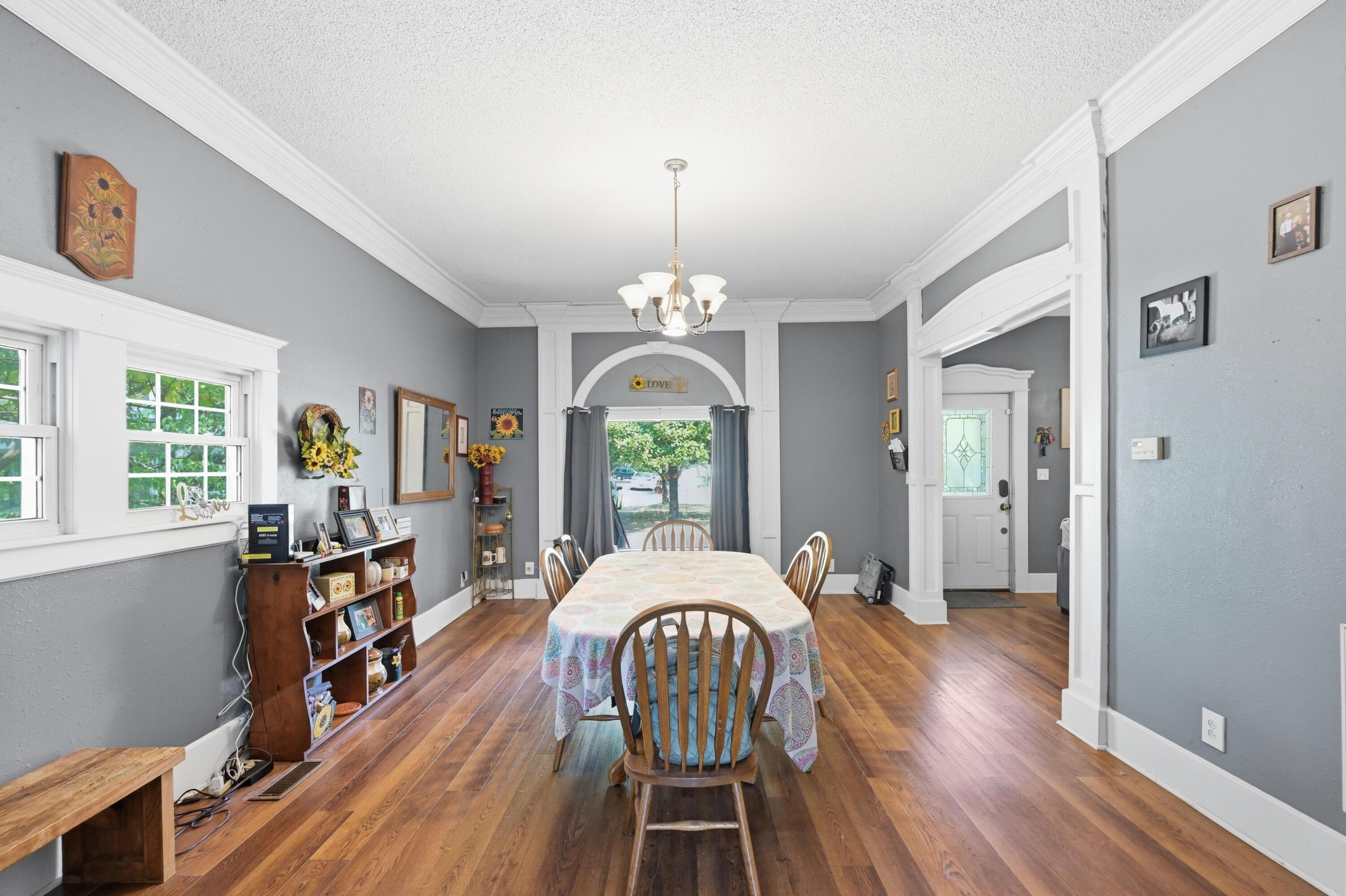 828 South High Street Property Photo 14