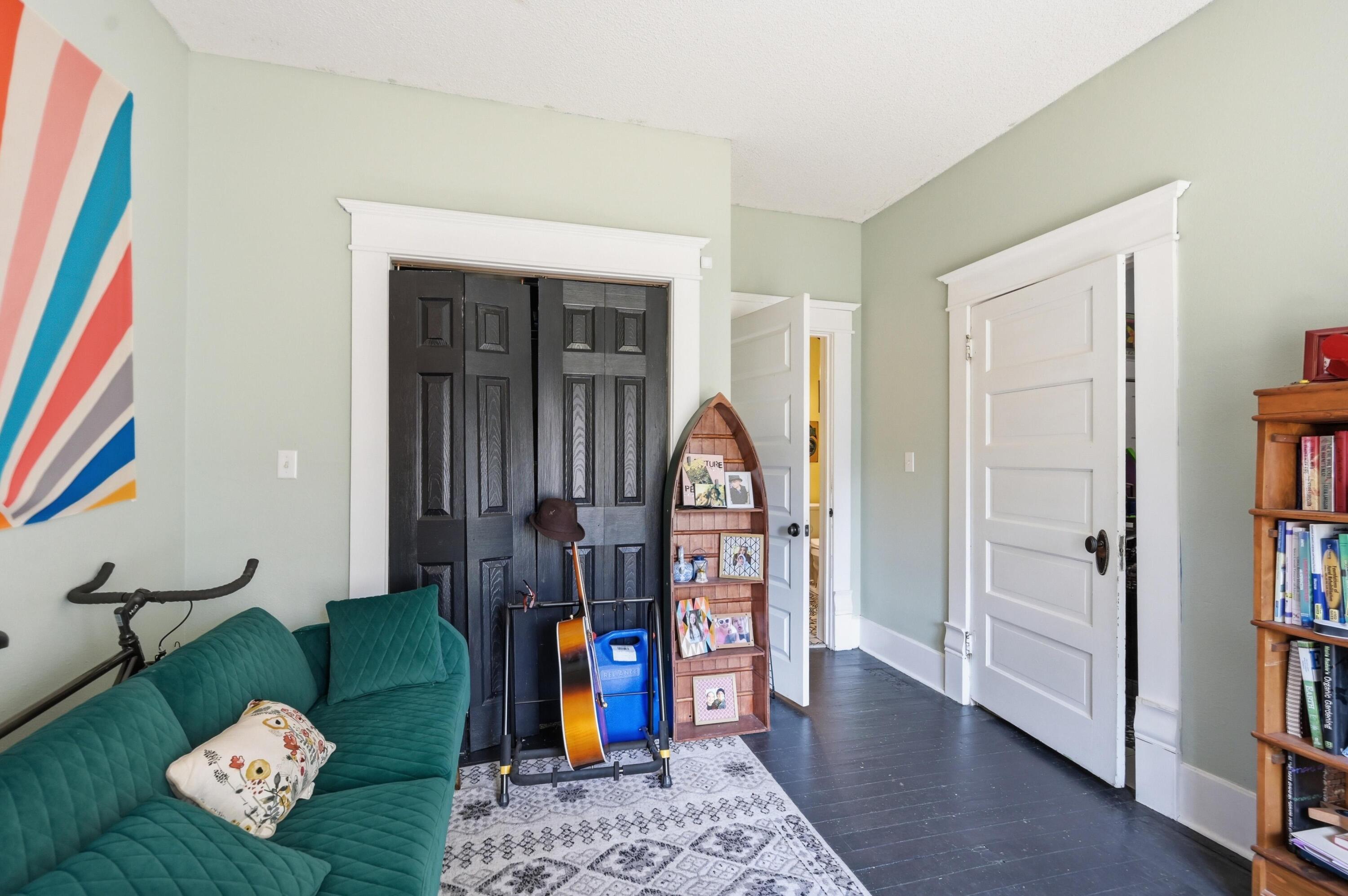 828 South High Street Property Photo 17