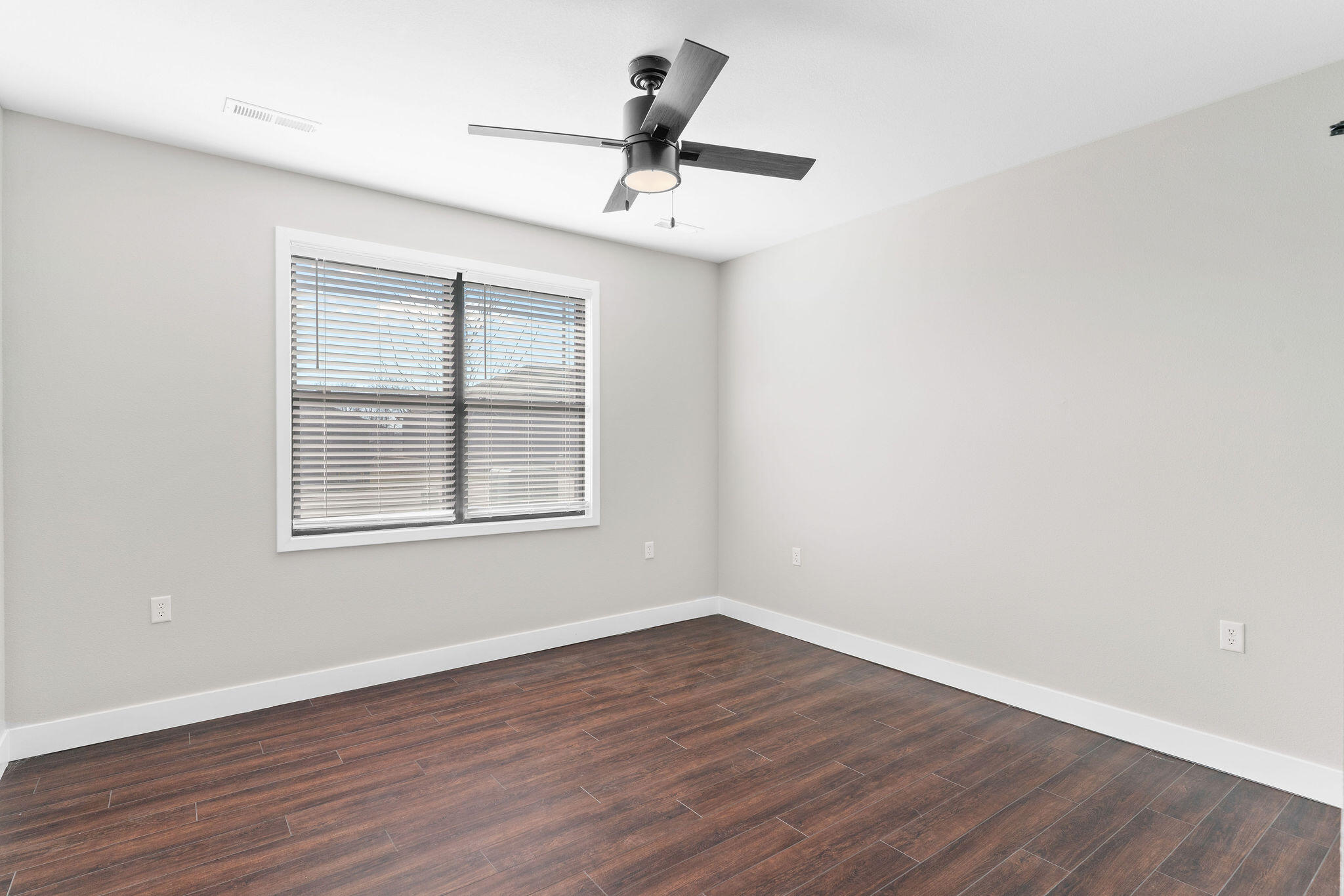 5955 South Farm Road 163 110 Property Photo 3