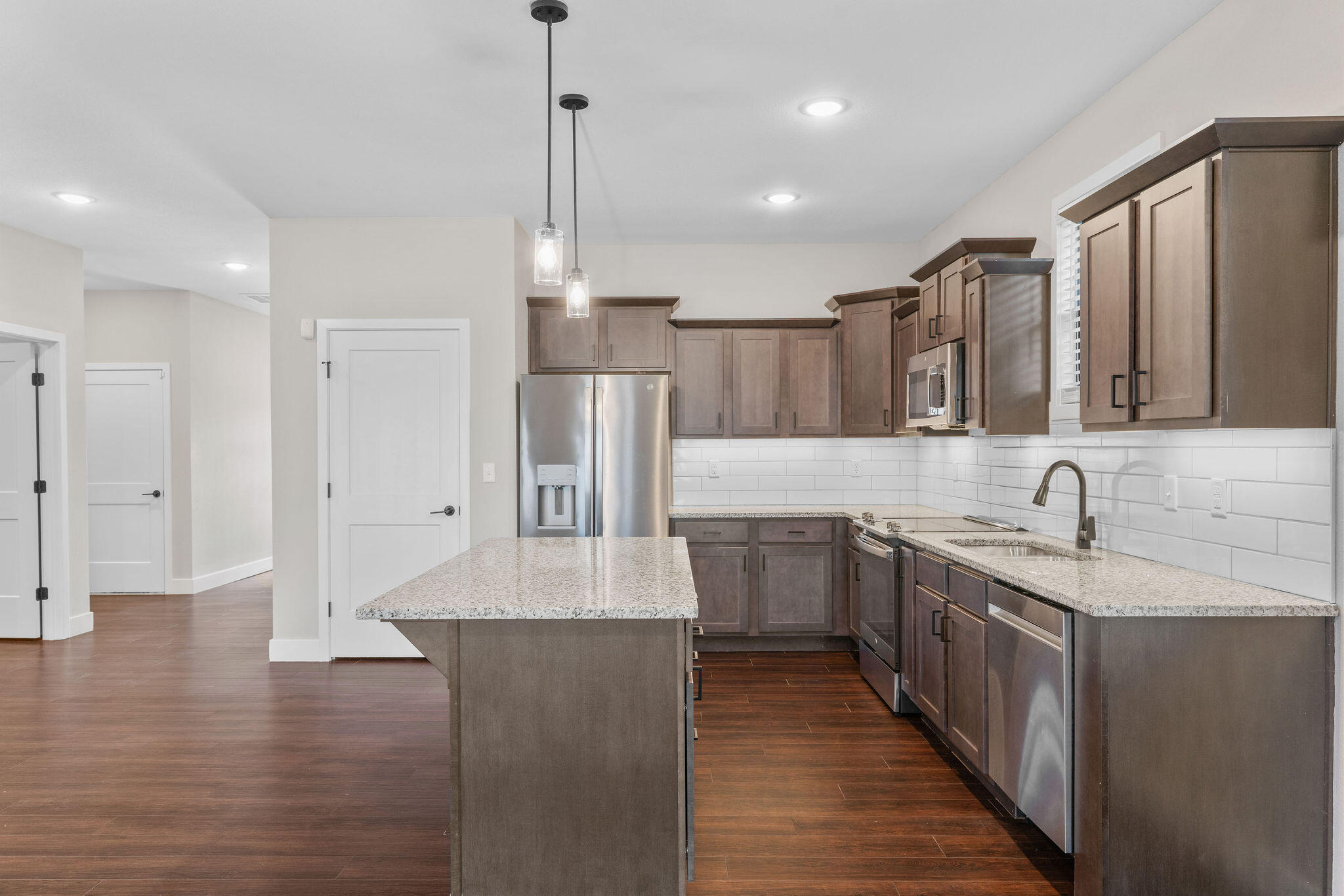 5955 South Farm Road 163 110 Property Photo 9
