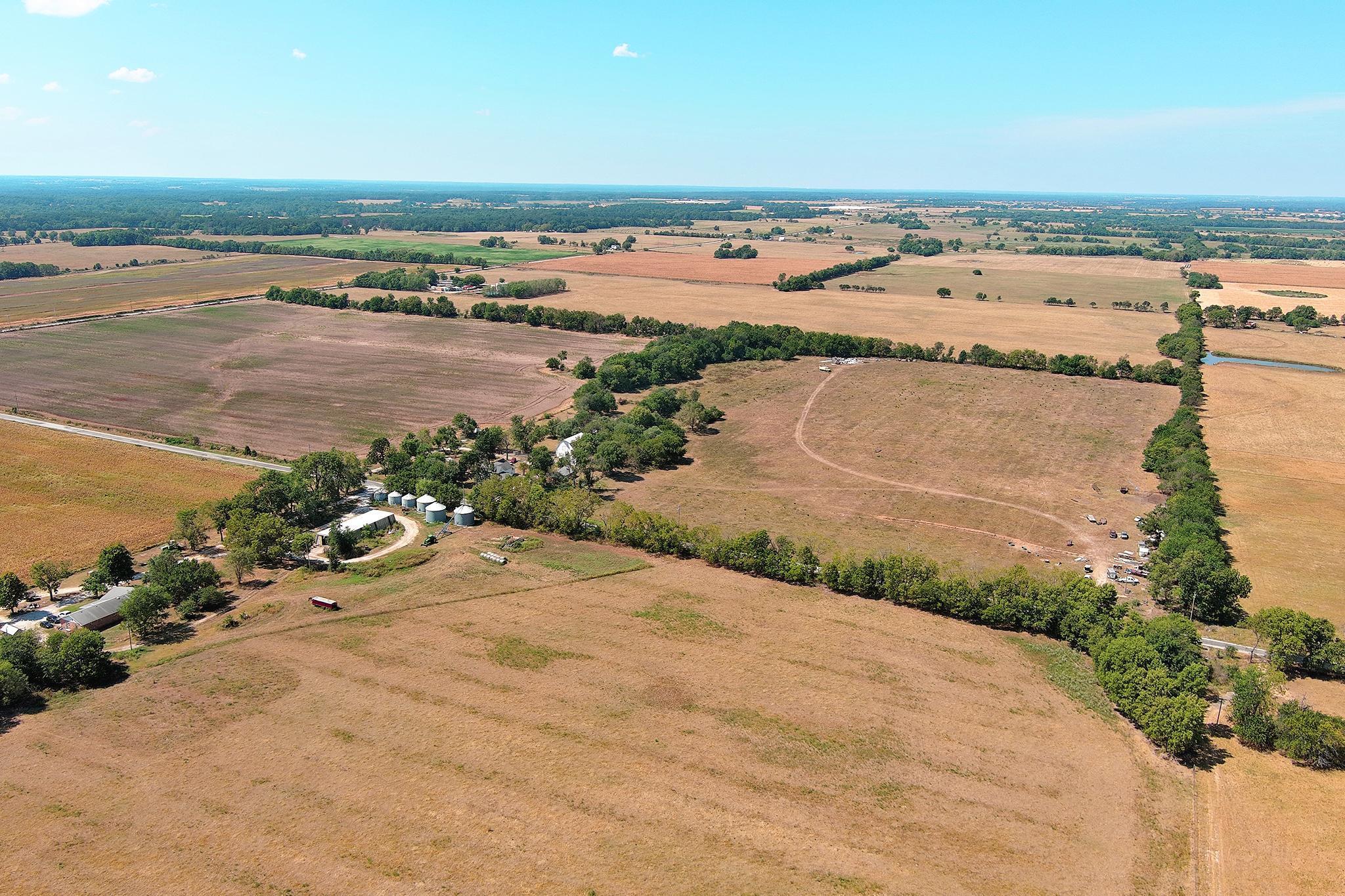 4523 Walleye Road Property Photo 9