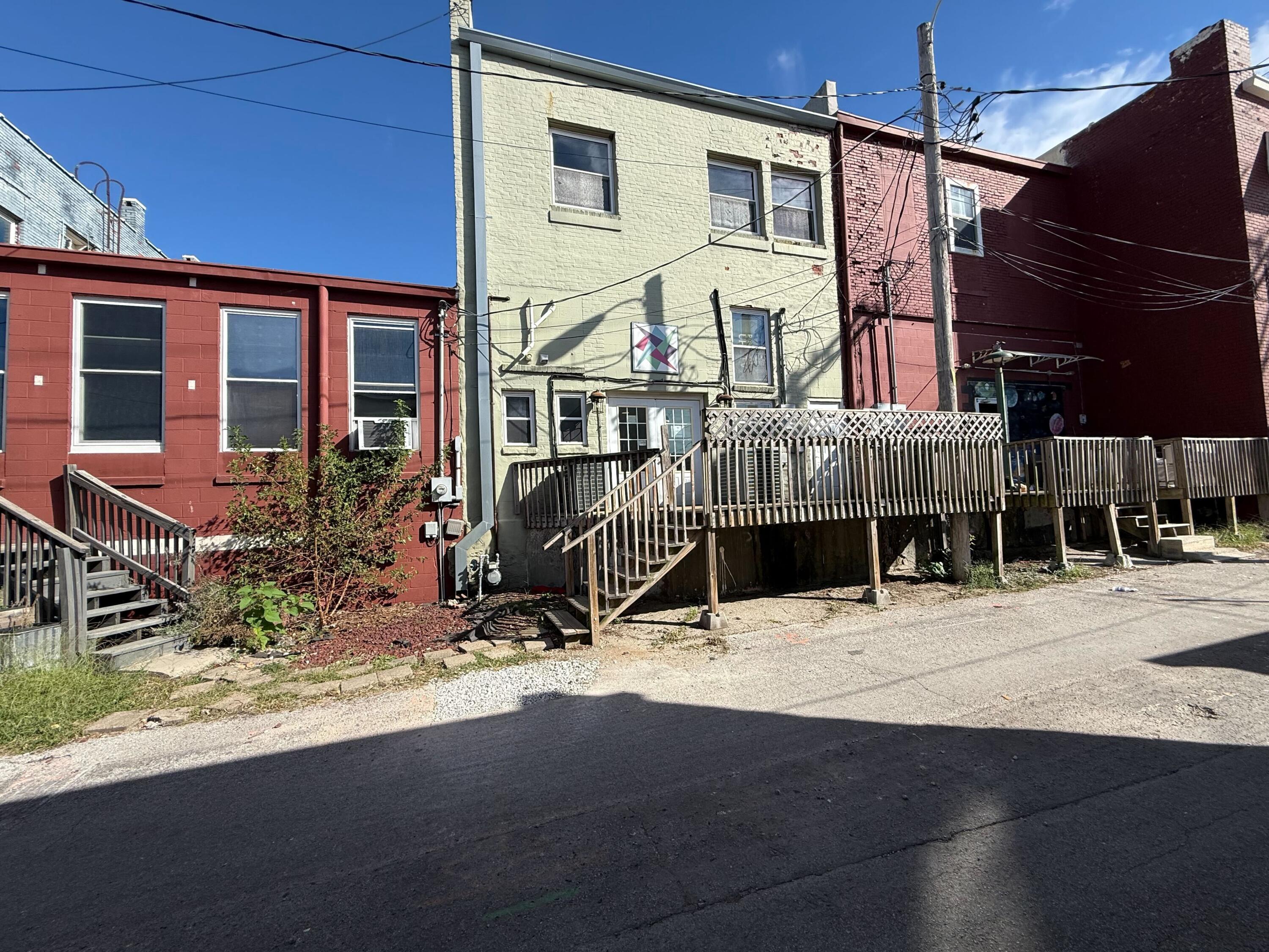 120 South Main Street Property Photo 3