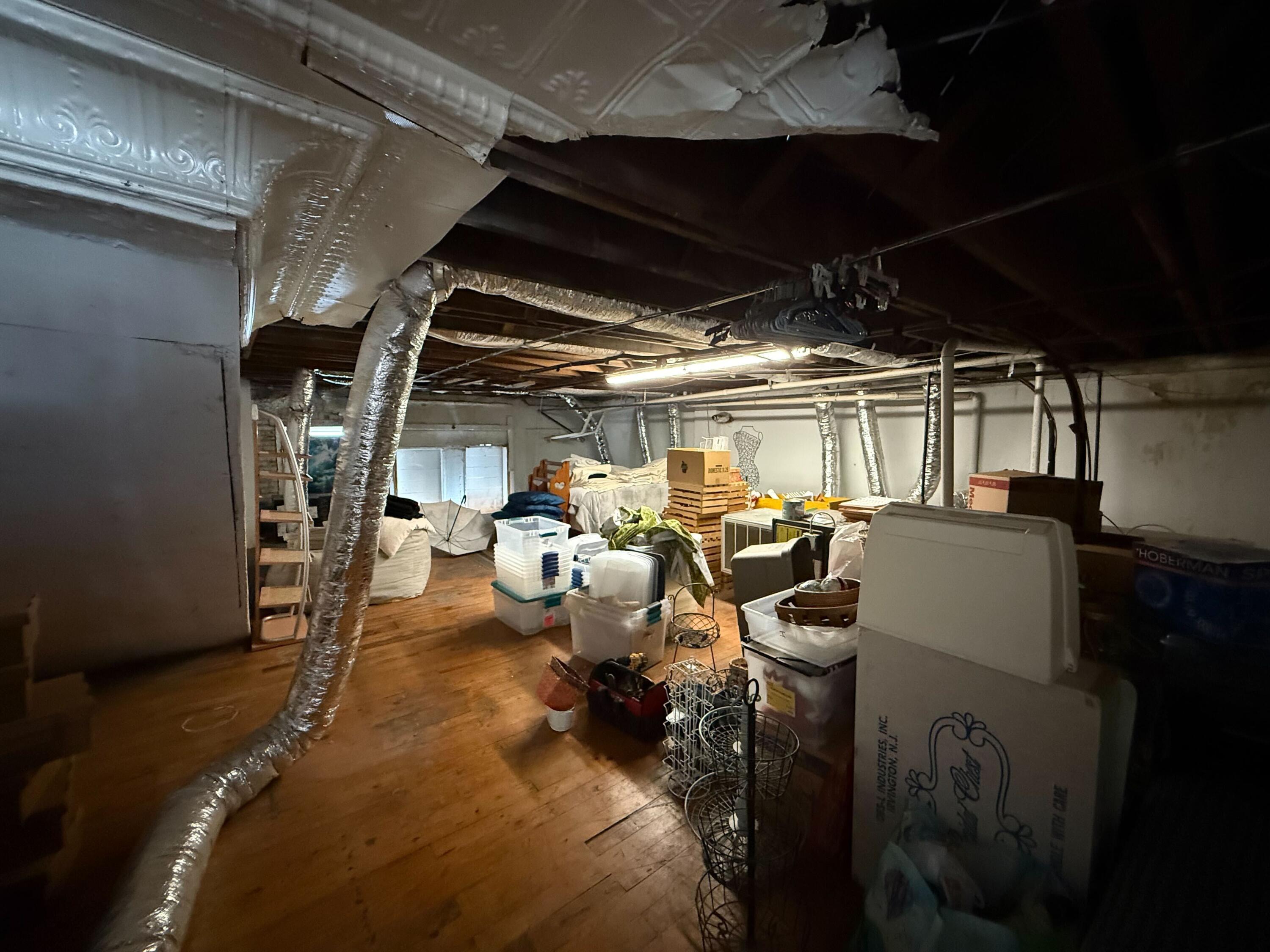 120 South Main Street Property Photo 15