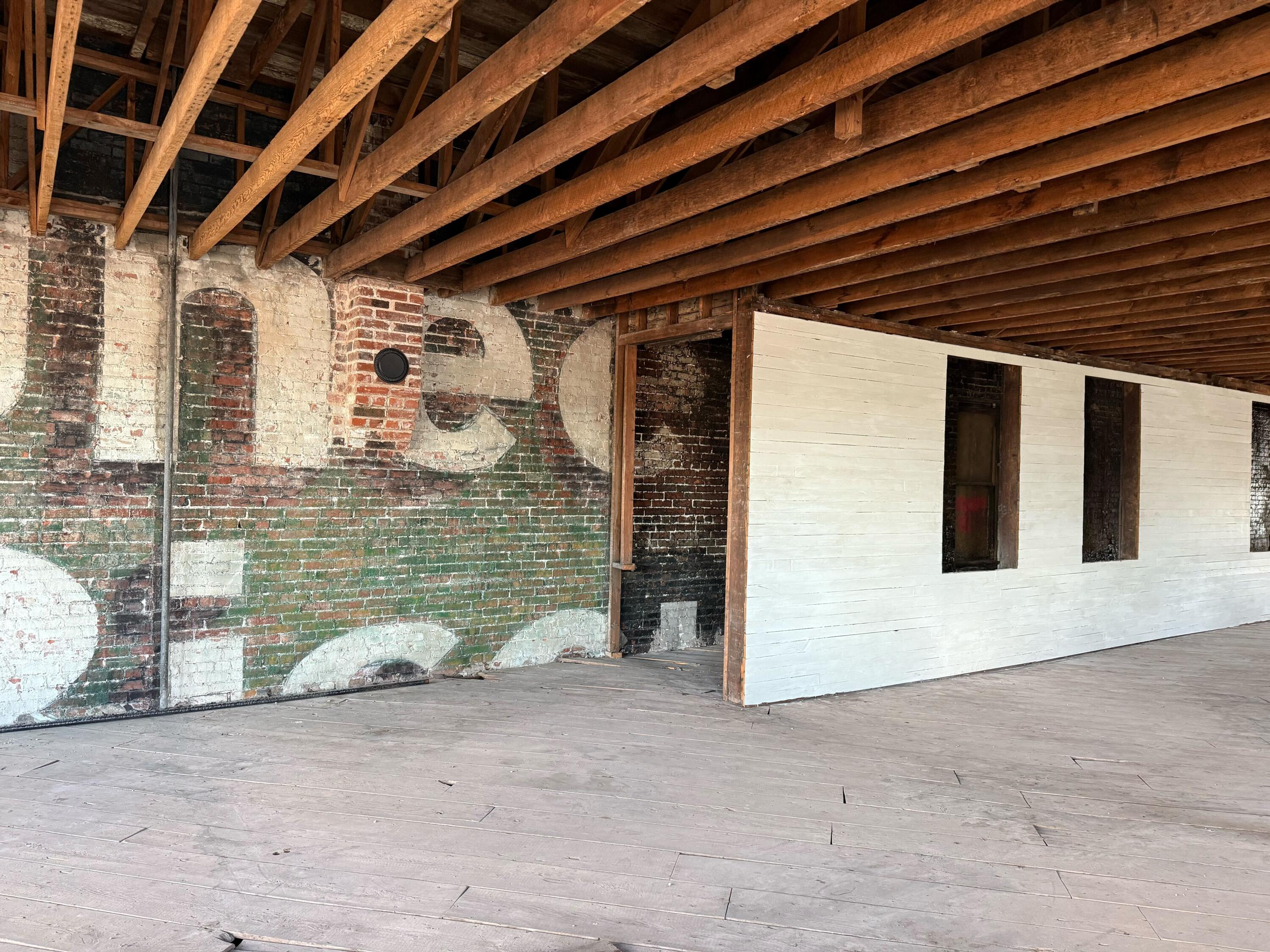 120 South Main Street Property Photo 22