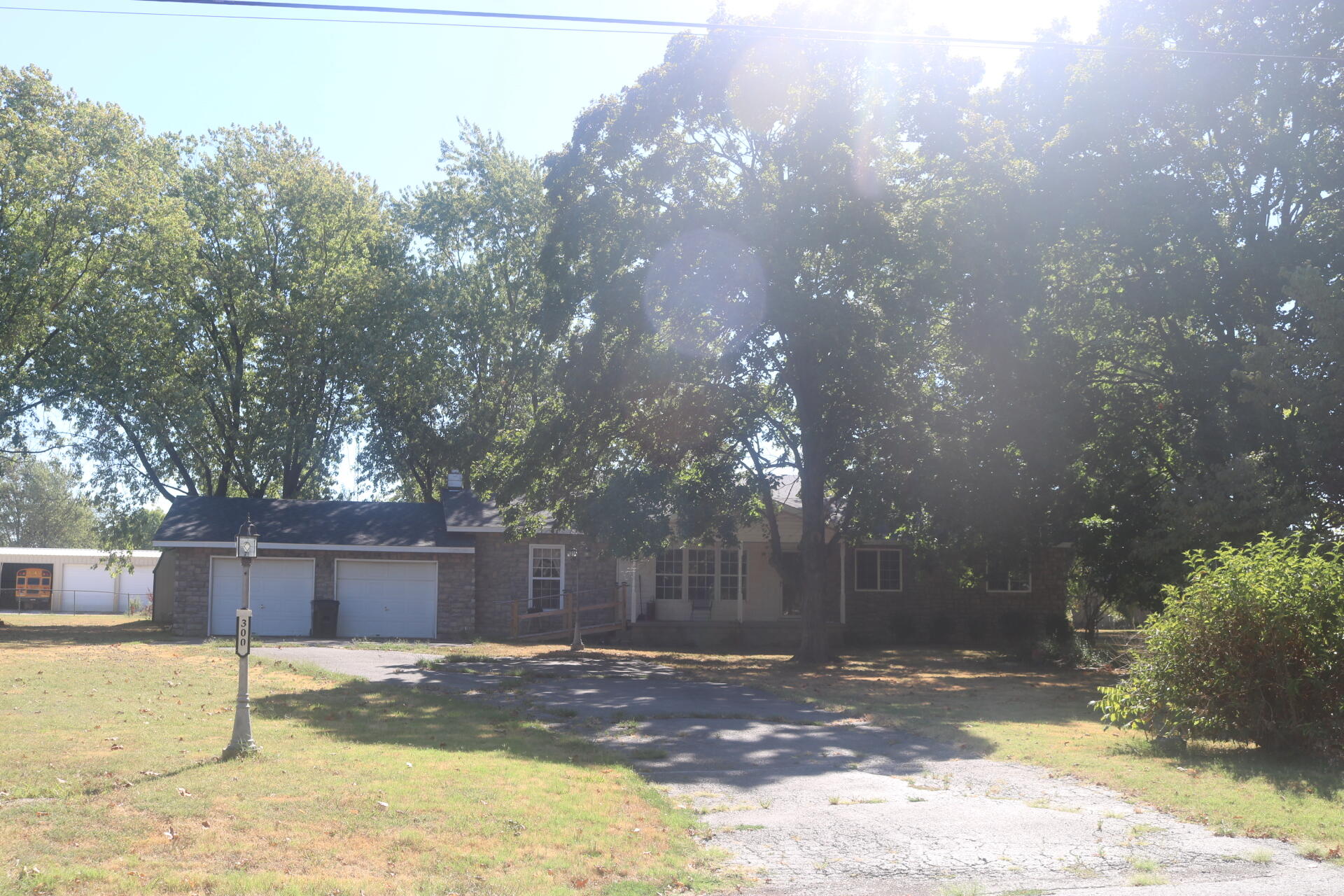 300 South Holmes Avenue Property Photo 1