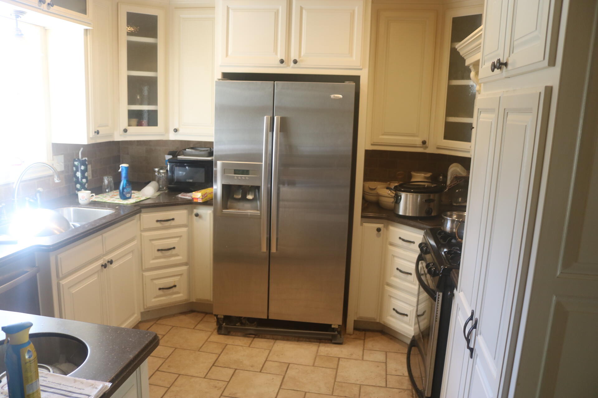 300 South Holmes Avenue Property Photo 2
