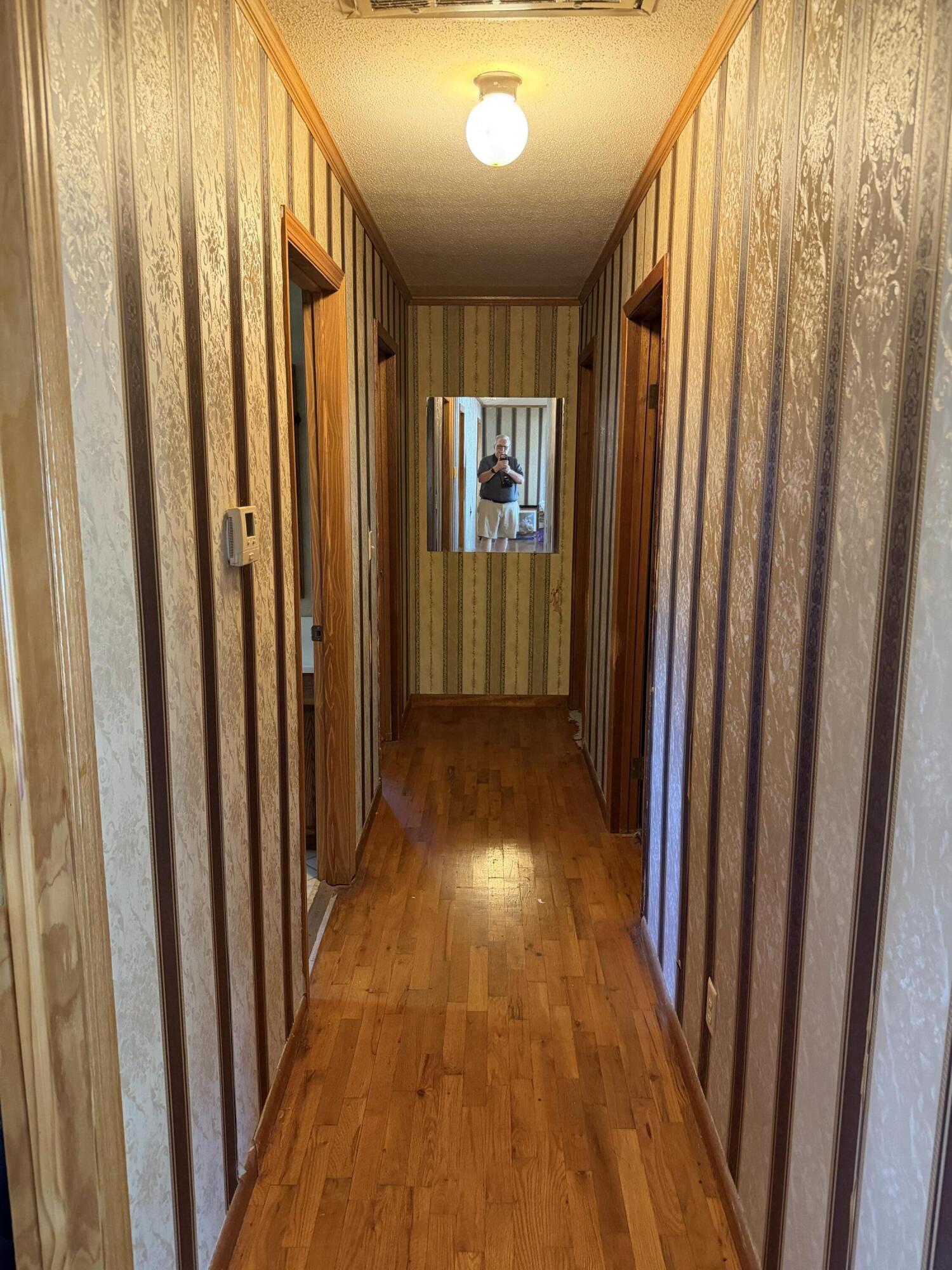 300 South Holmes Avenue Property Photo 10