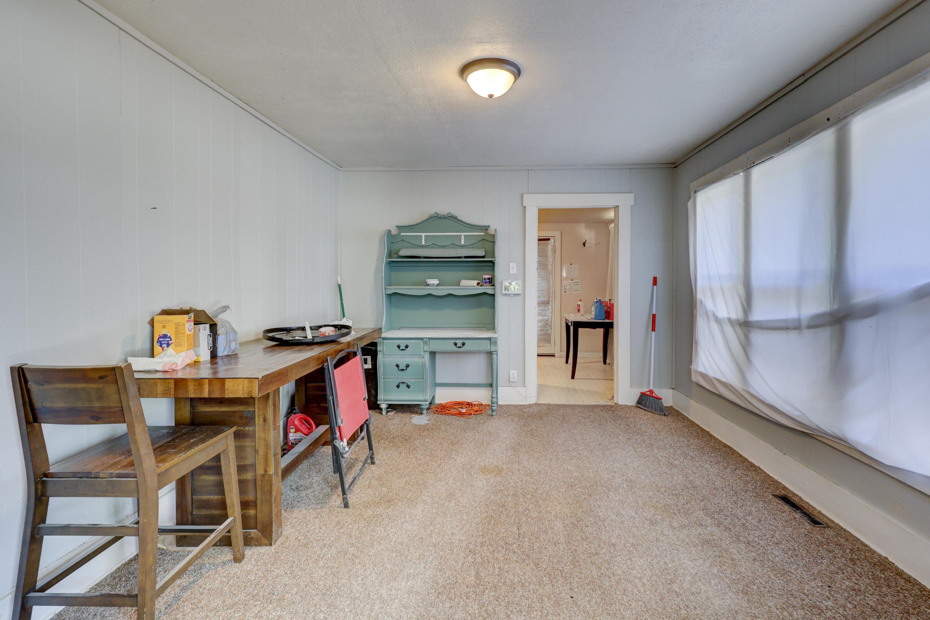 2005 Park Avenue Property Photo 6