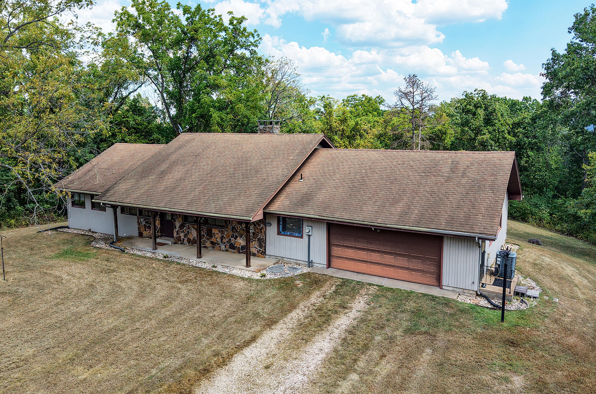 8096 State Highway Y Property Photo 3