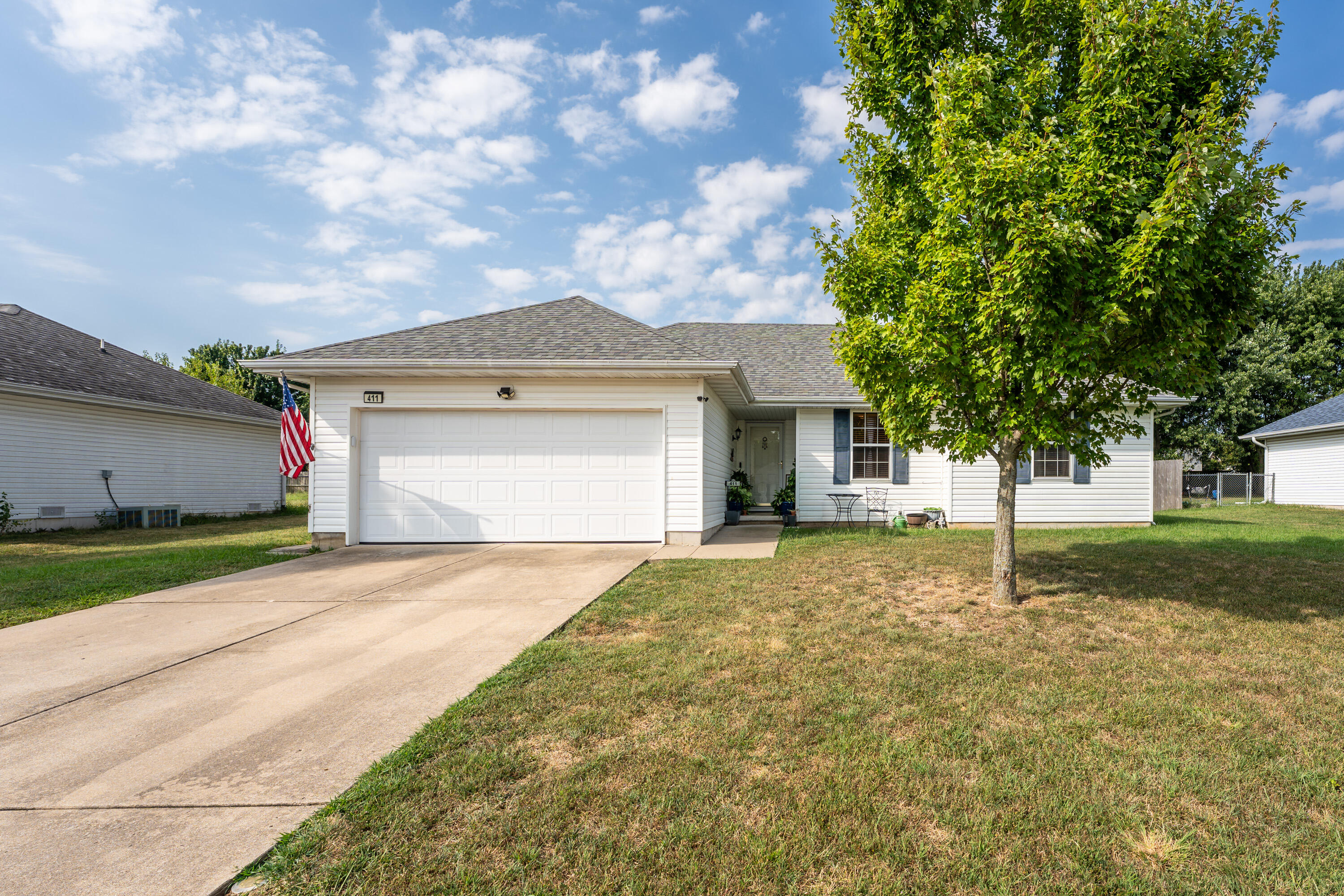 411 Arrowhead Road Property Photo 1
