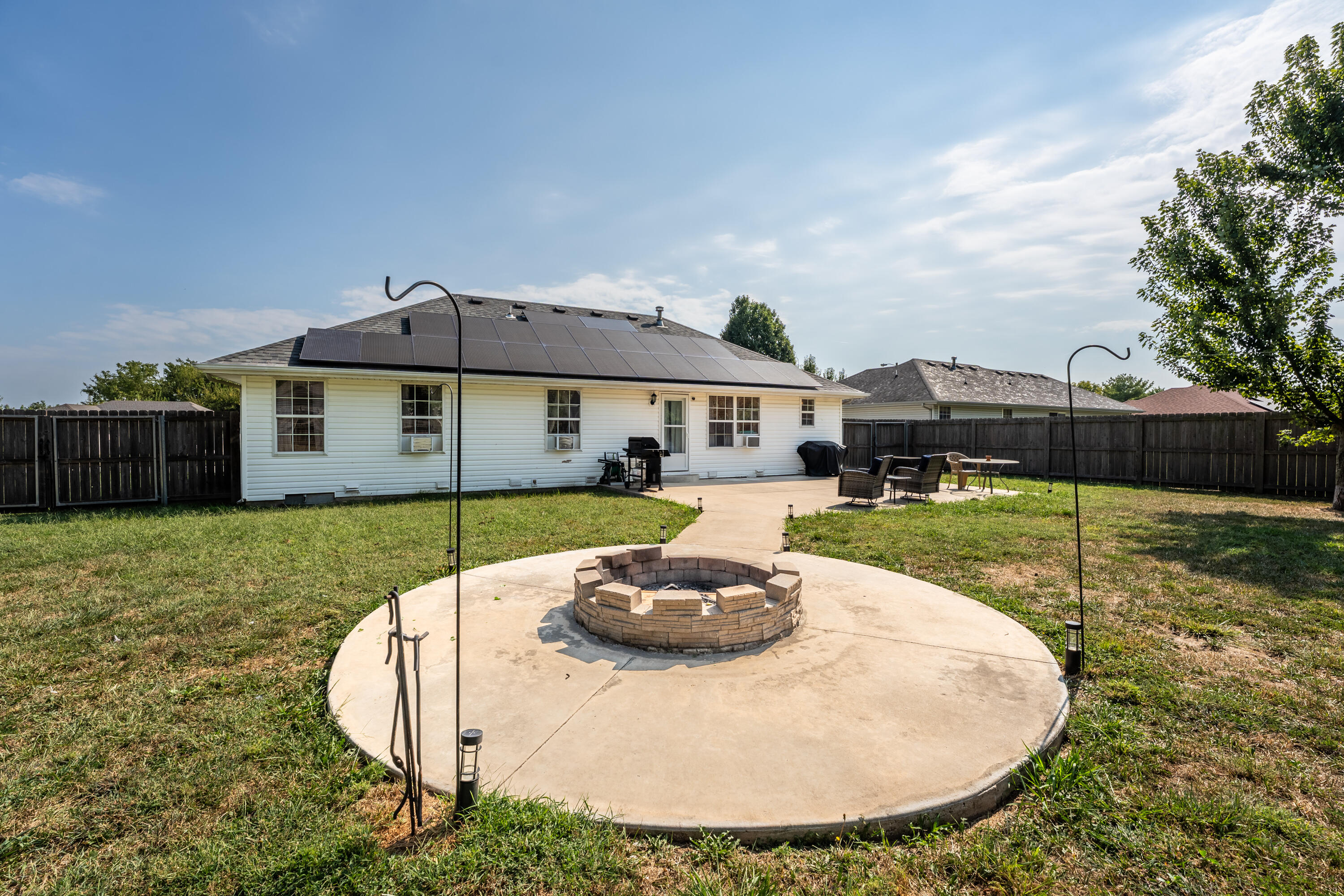 411 Arrowhead Road Property Photo 18