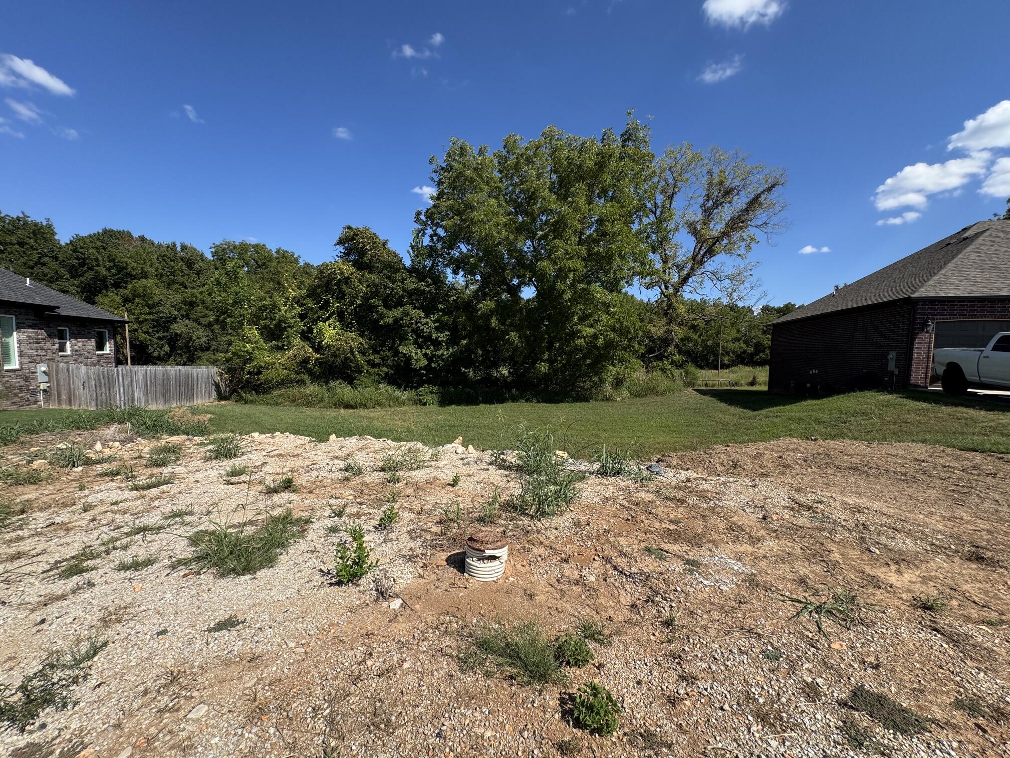 1918 North Vineyard Place Property Photo 1