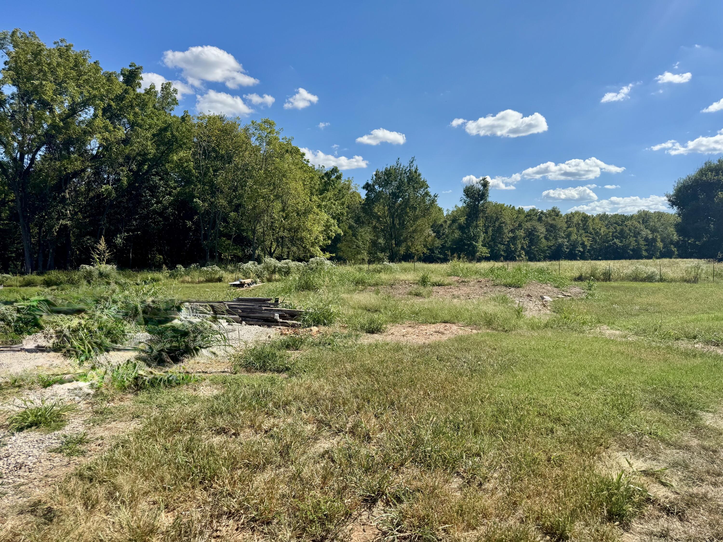 1902 North Vineyard Place Property Photo 1