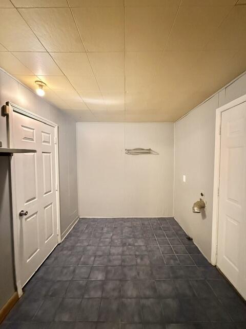 2616 North East Avenue Property Photo 19