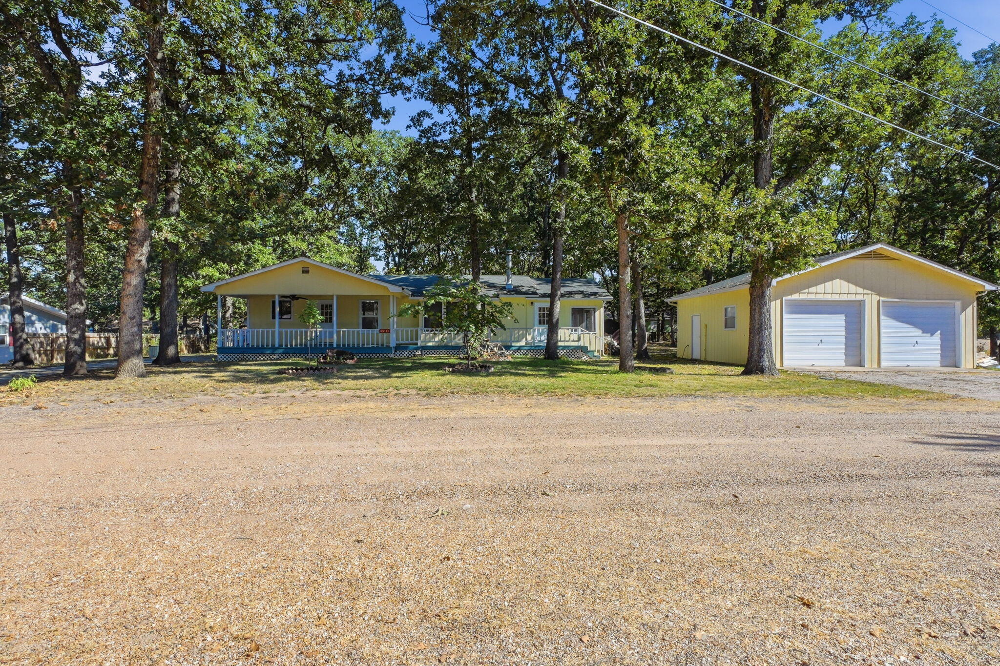 25193 Cedar Crest Drive Property Photo 3