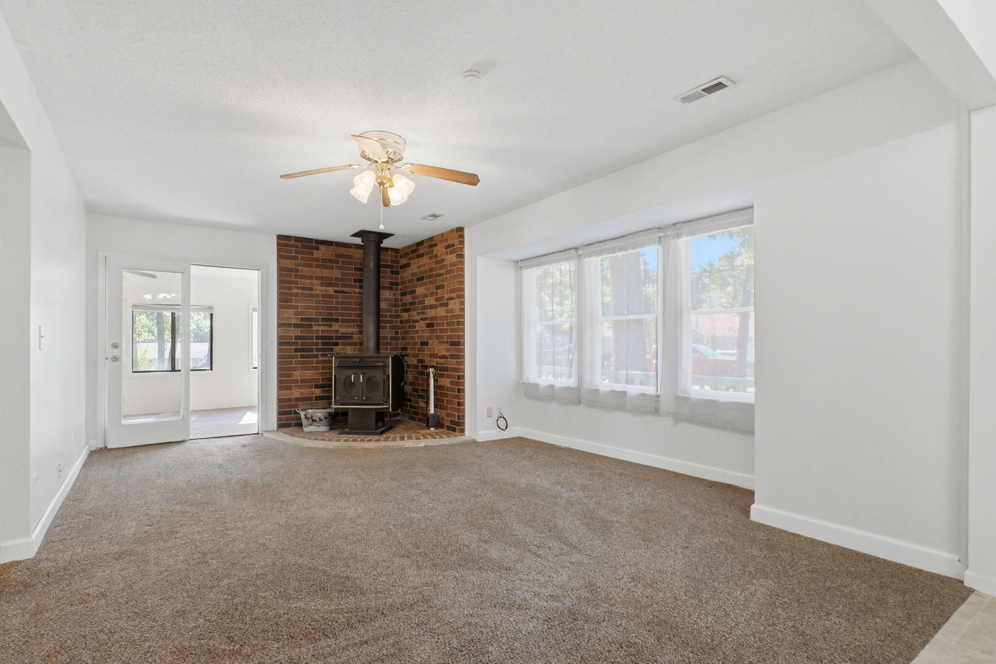 25193 Cedar Crest Drive Property Photo 17