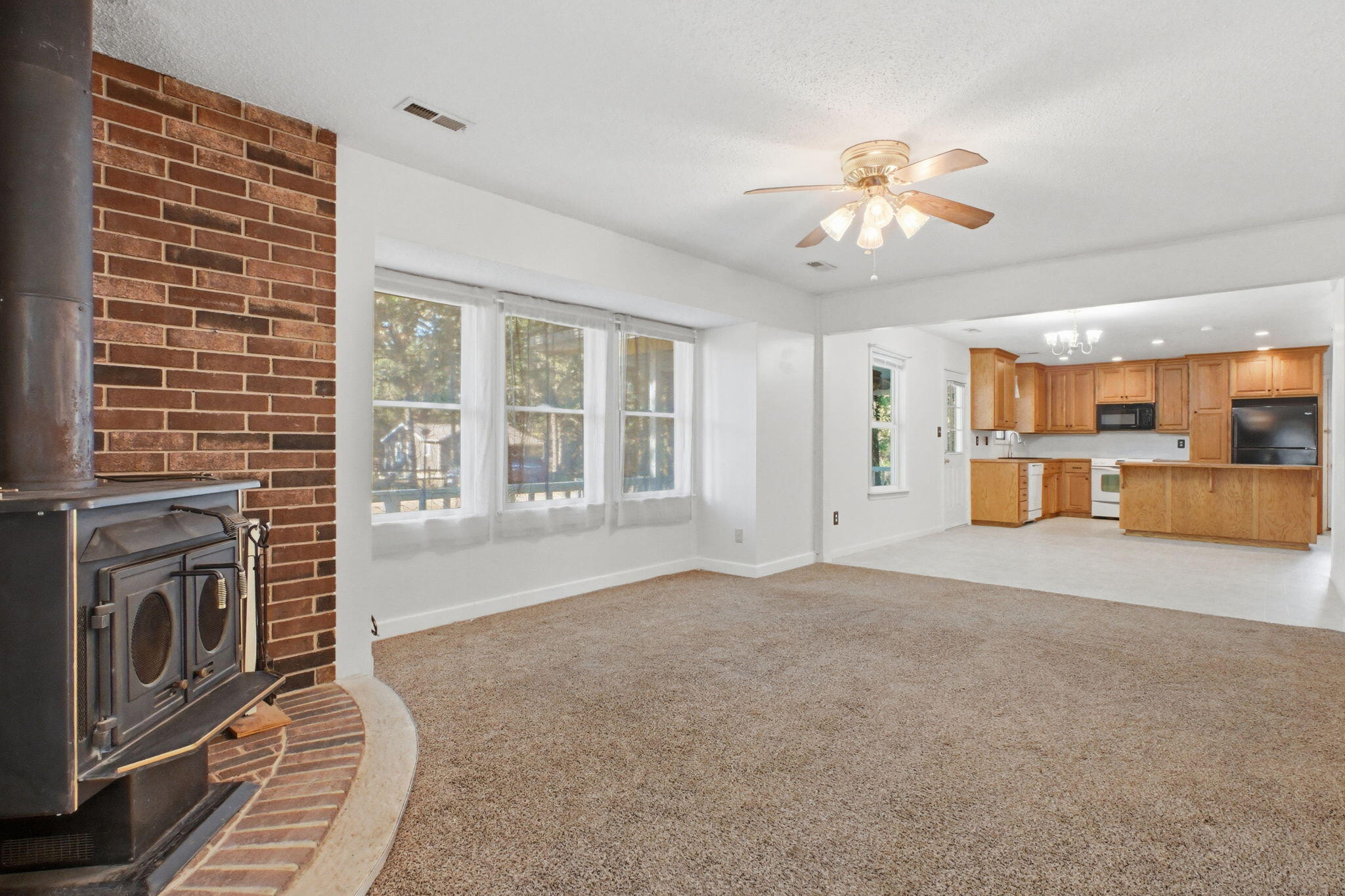 25193 Cedar Crest Drive Property Photo 21