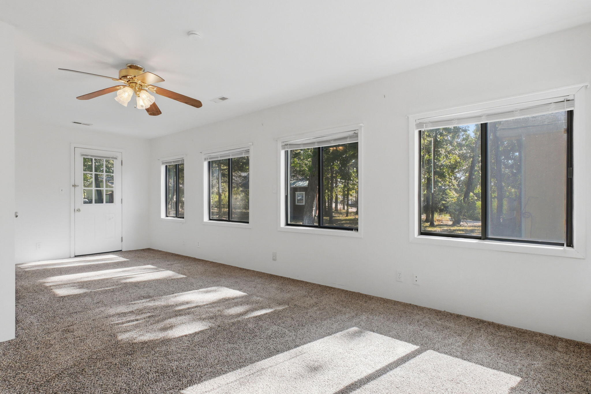 25193 Cedar Crest Drive Property Photo 33