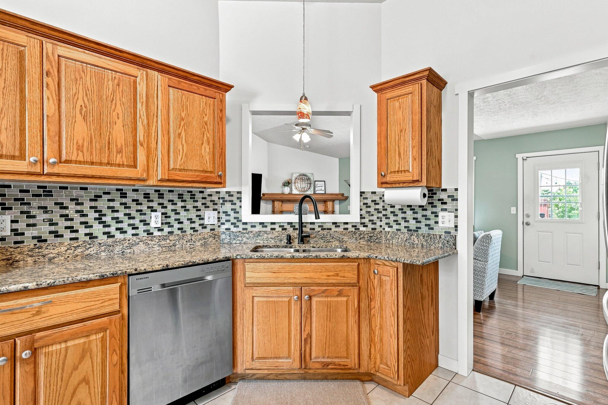 1911 Holly Springs Avenue Property Photo 10