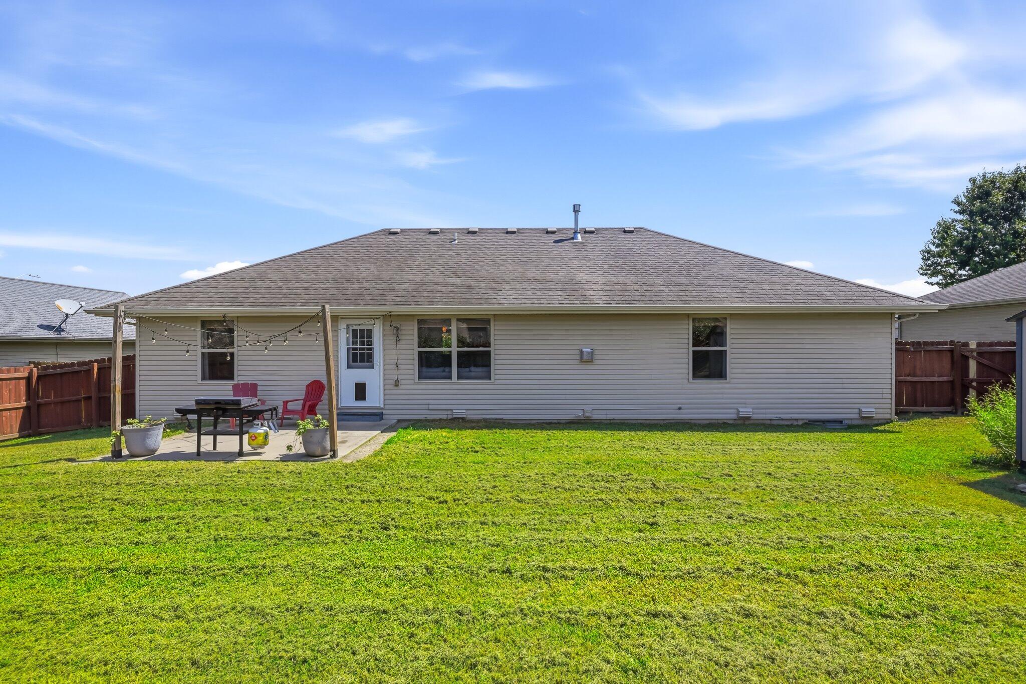 1911 Holly Springs Avenue Property Photo 24