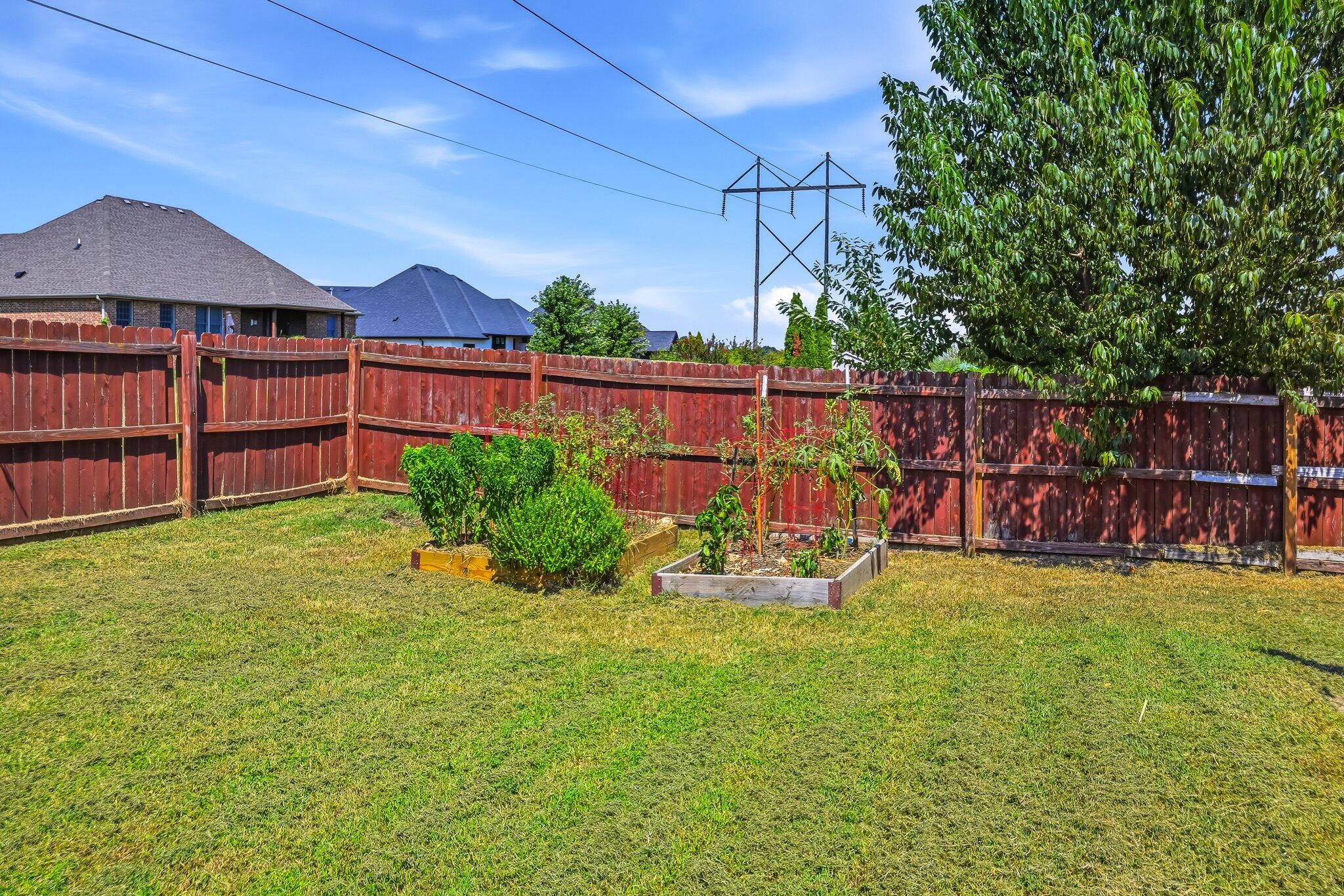 1911 Holly Springs Avenue Property Photo 28