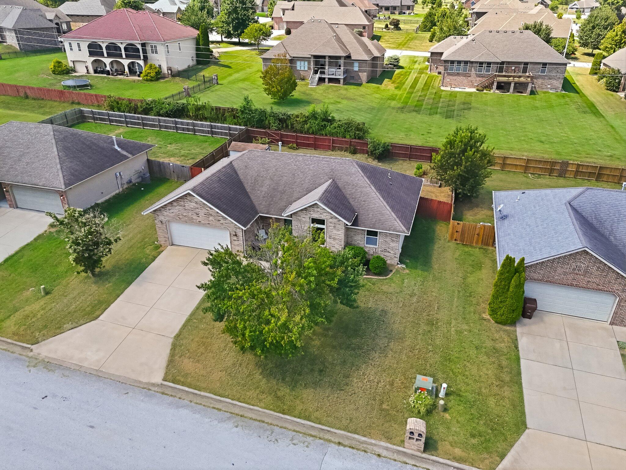 1911 Holly Springs Avenue Property Photo 31