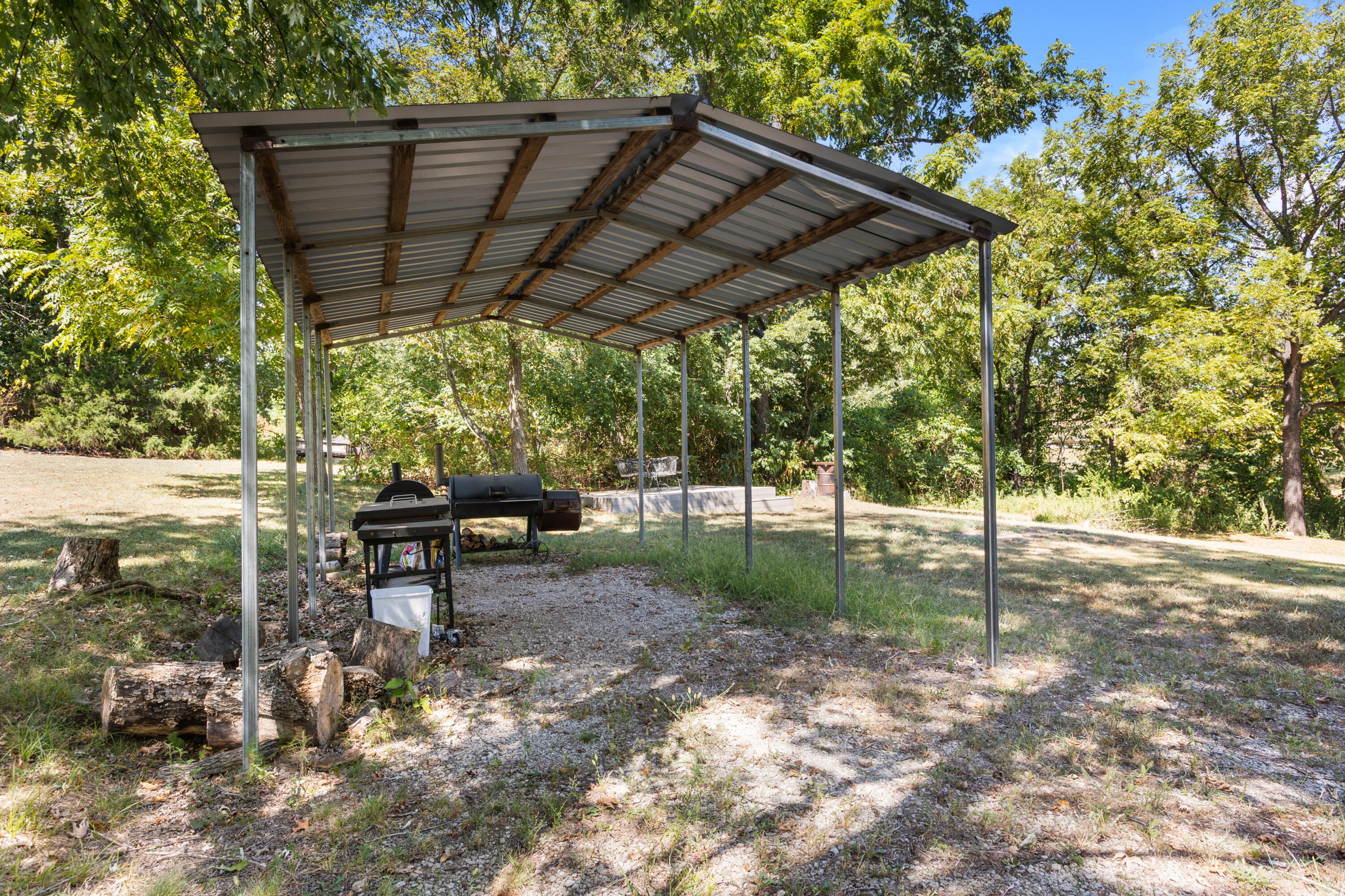 1208 Bear Den Property Photo 6