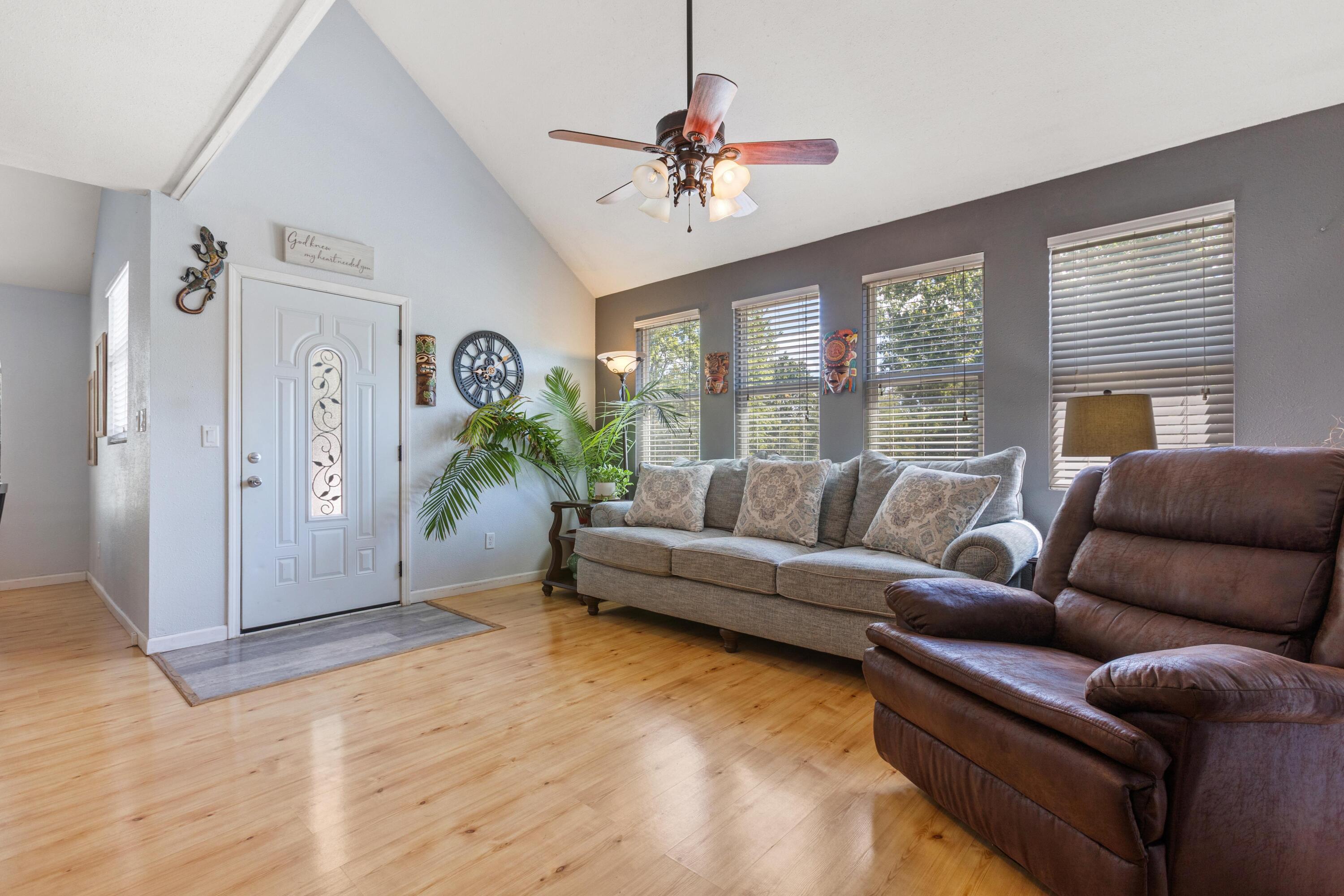 1208 Bear Den Property Photo 12