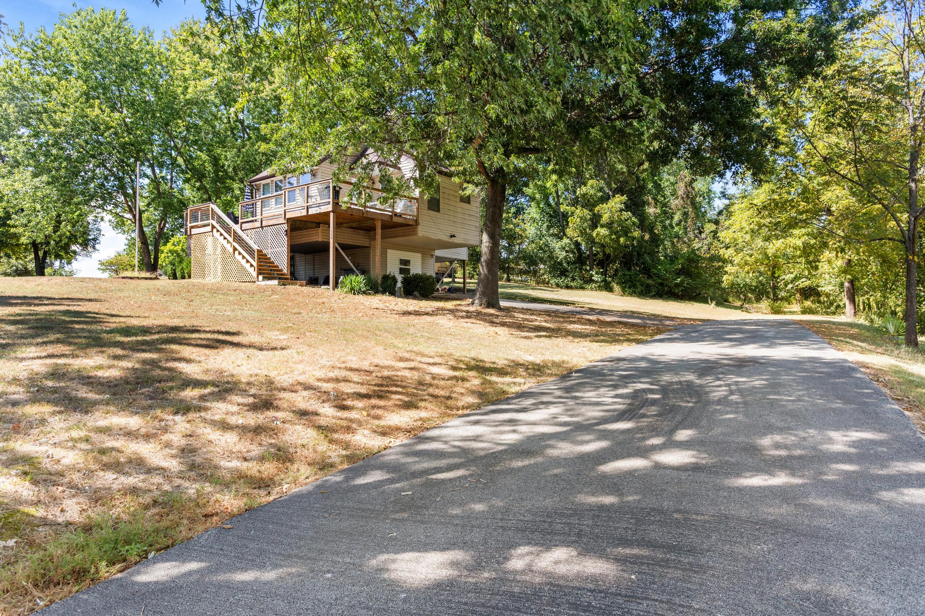 1208 Bear Den Property Photo 39