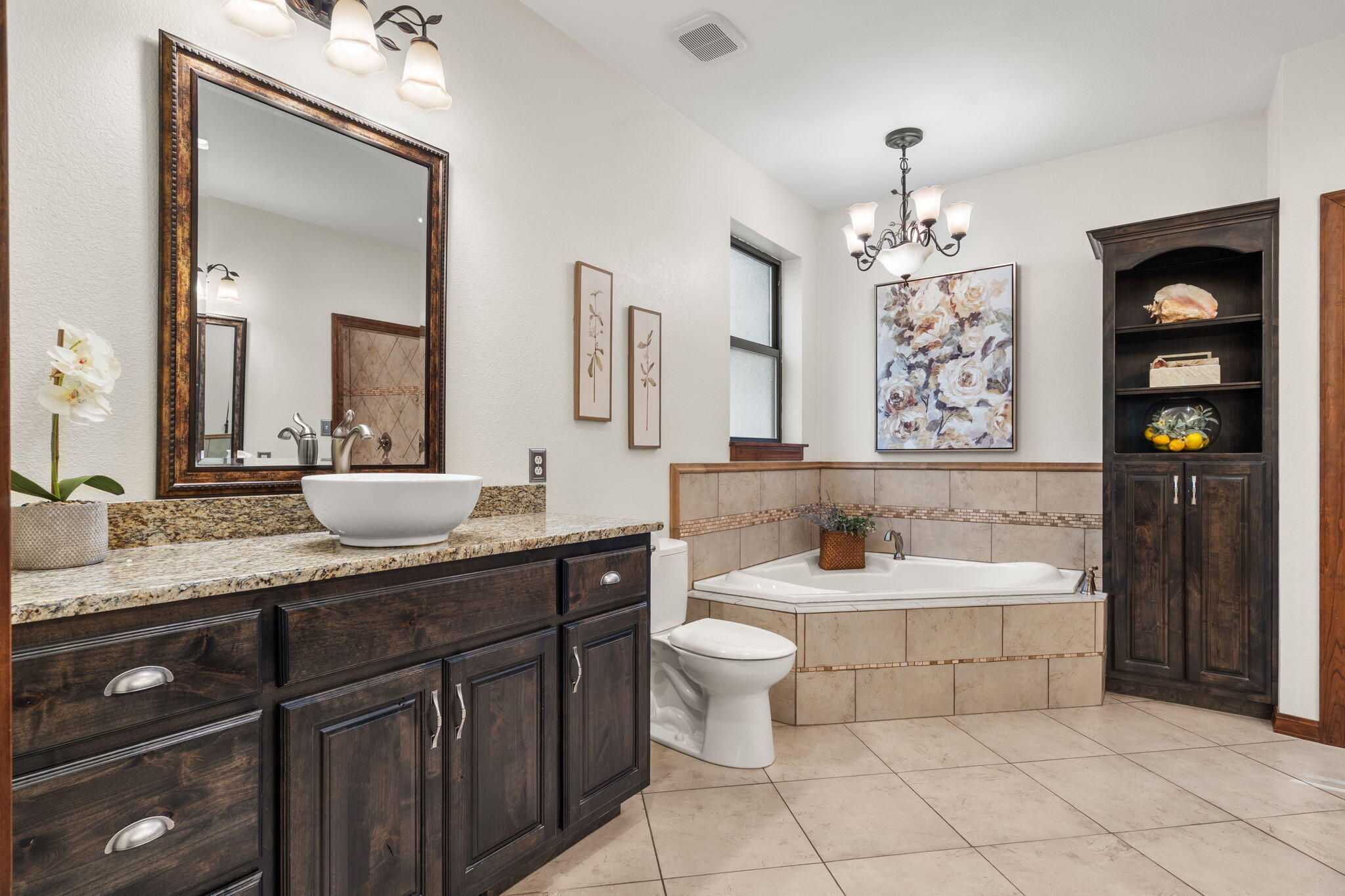 24138 Mustang Lane Property Photo 18