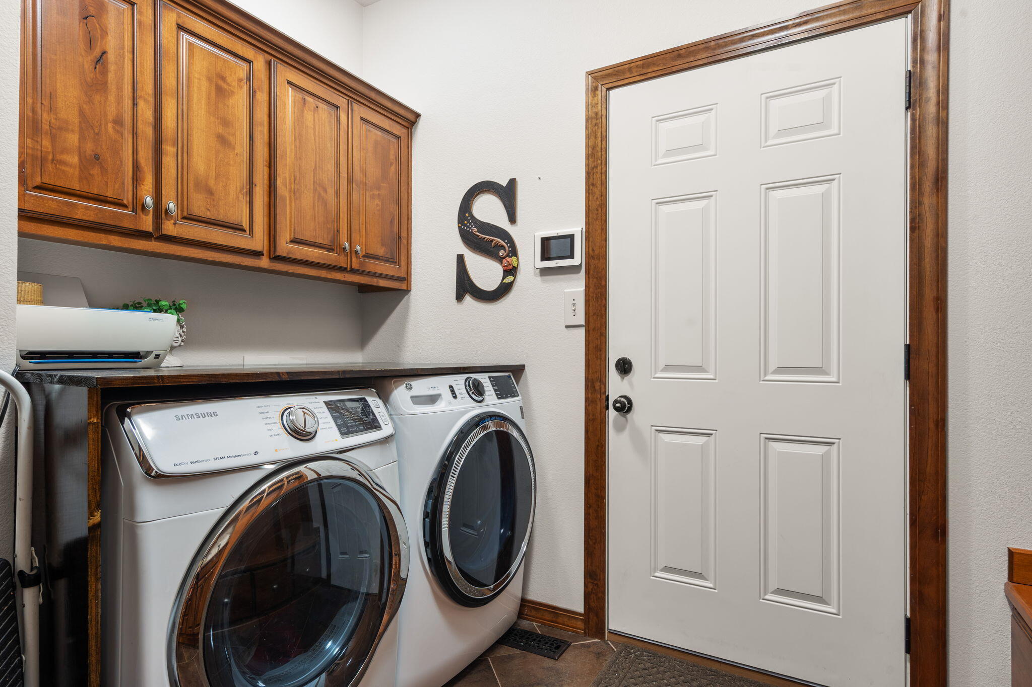 24138 Mustang Lane Property Photo 26