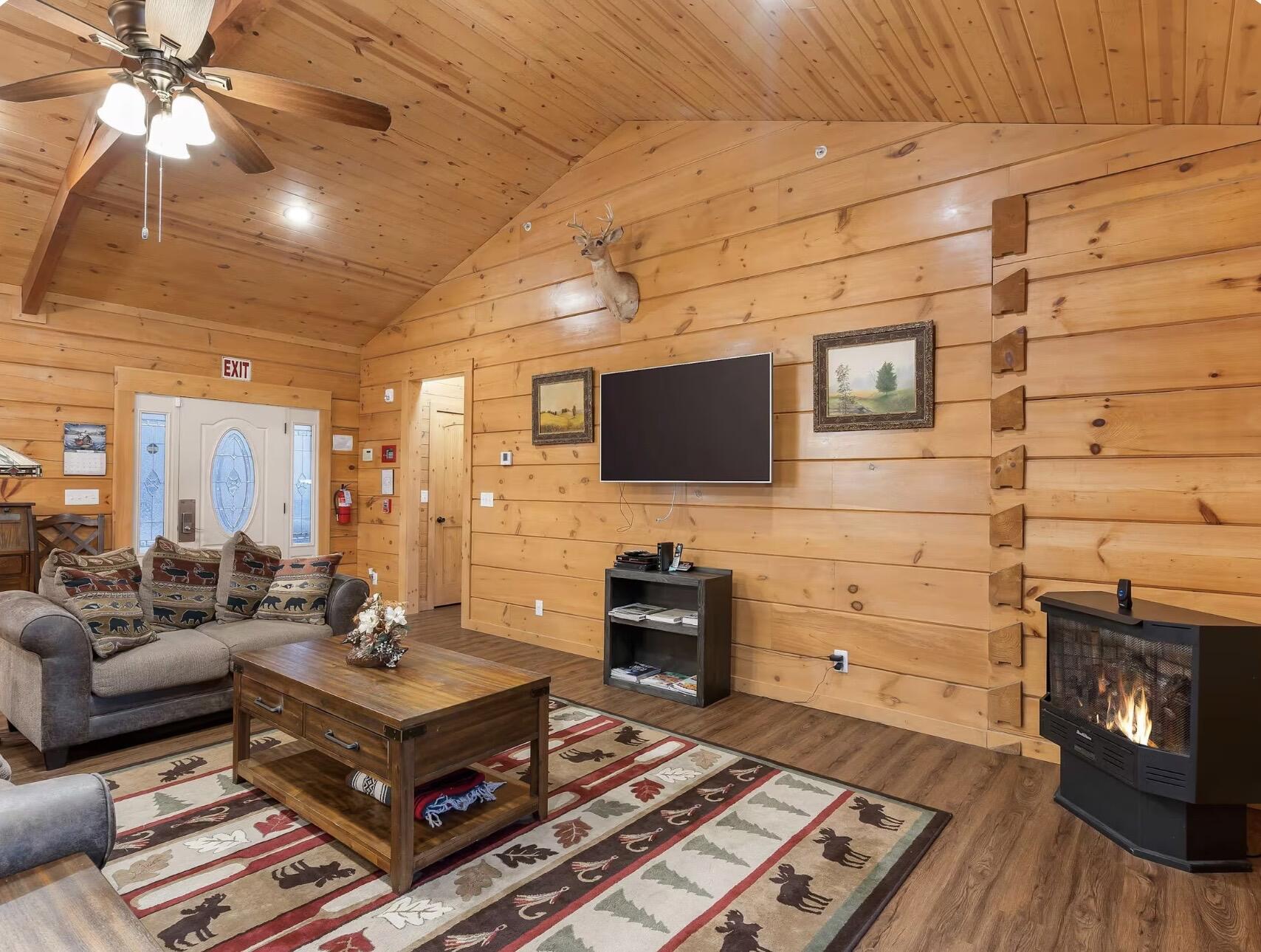2395 Yandell Cove Road Property Photo 9