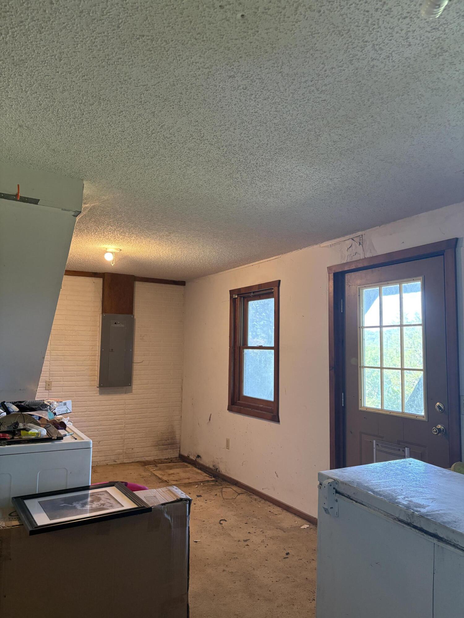224 Scrolling Road Property Photo 10