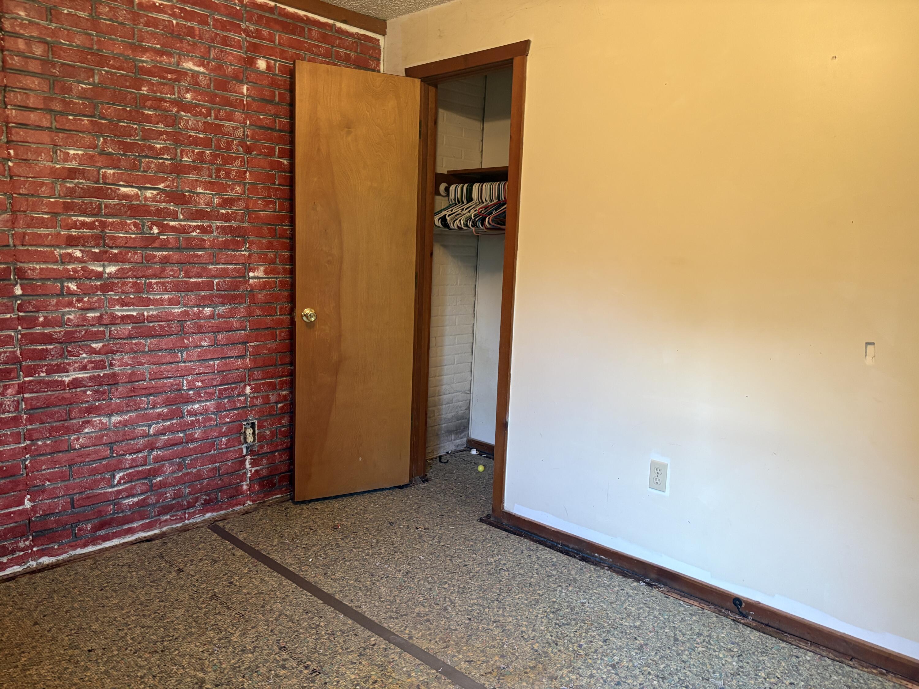 224 Scrolling Road Property Photo 12