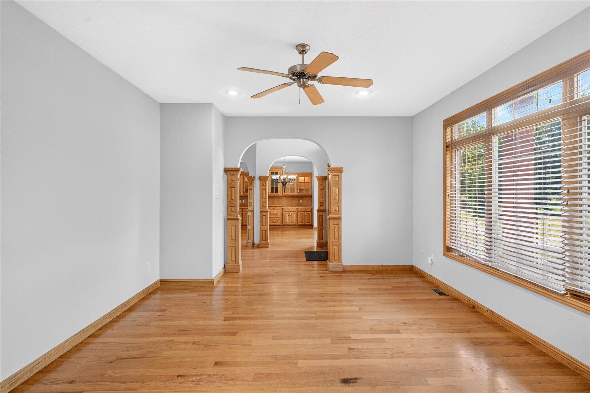 1169 East 424th Road Property Photo 15