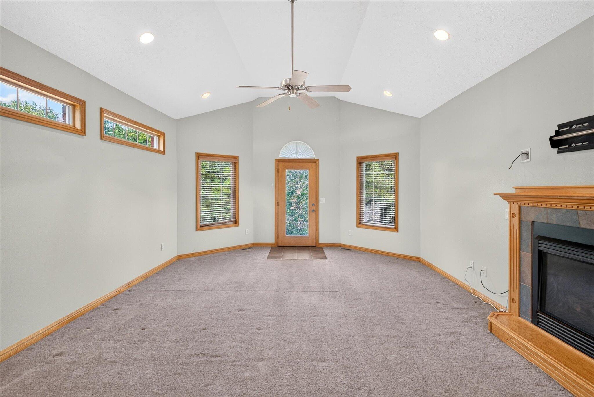 1169 East 424th Road Property Photo 30