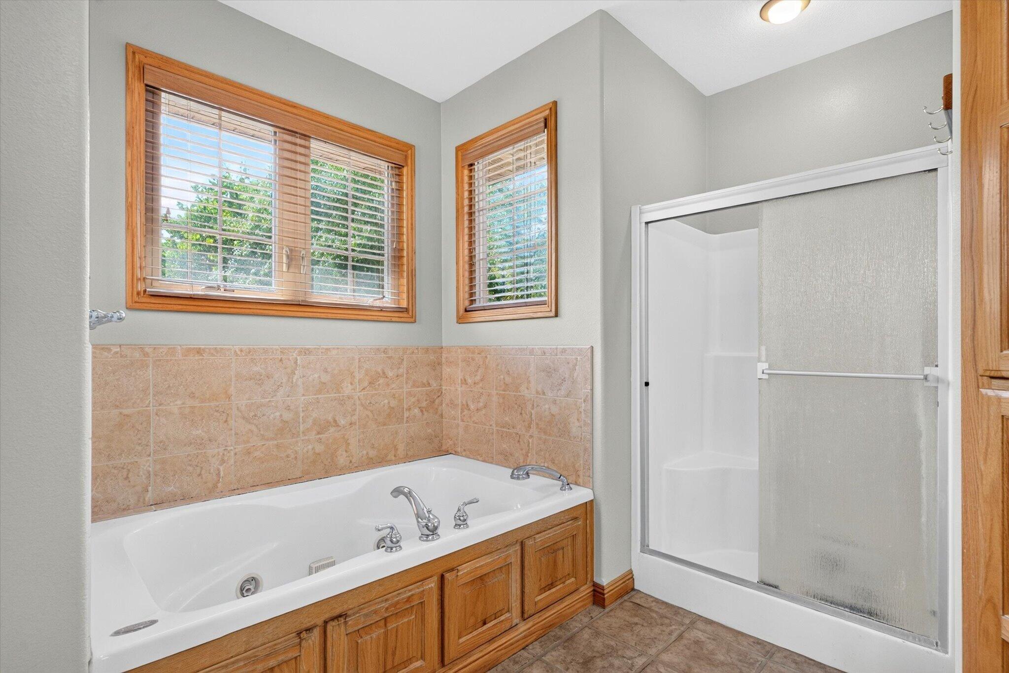 1169 East 424th Road Property Photo 33