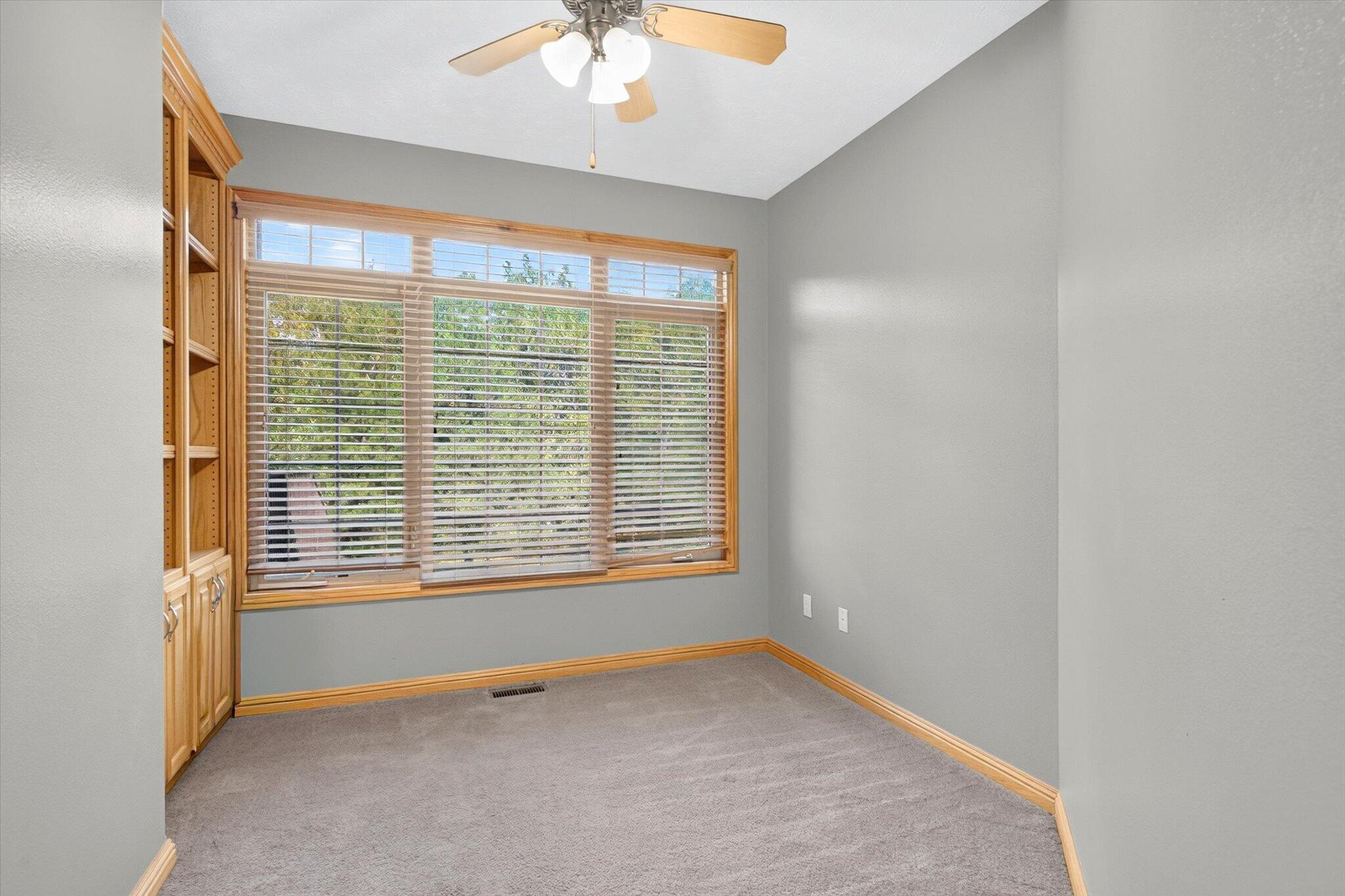 1169 East 424th Road Property Photo 34