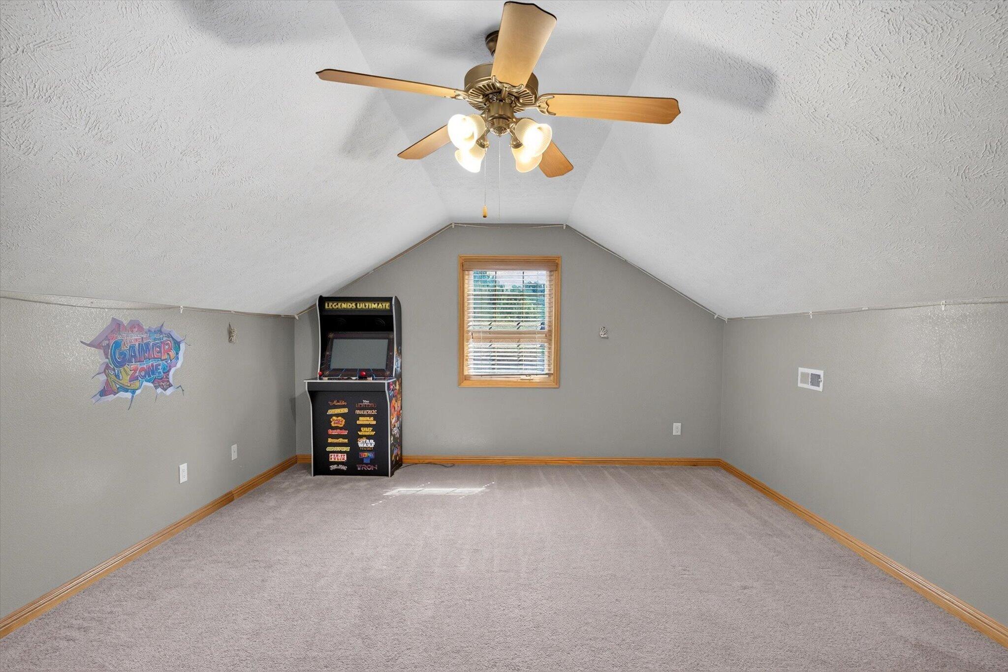 1169 East 424th Road Property Photo 45