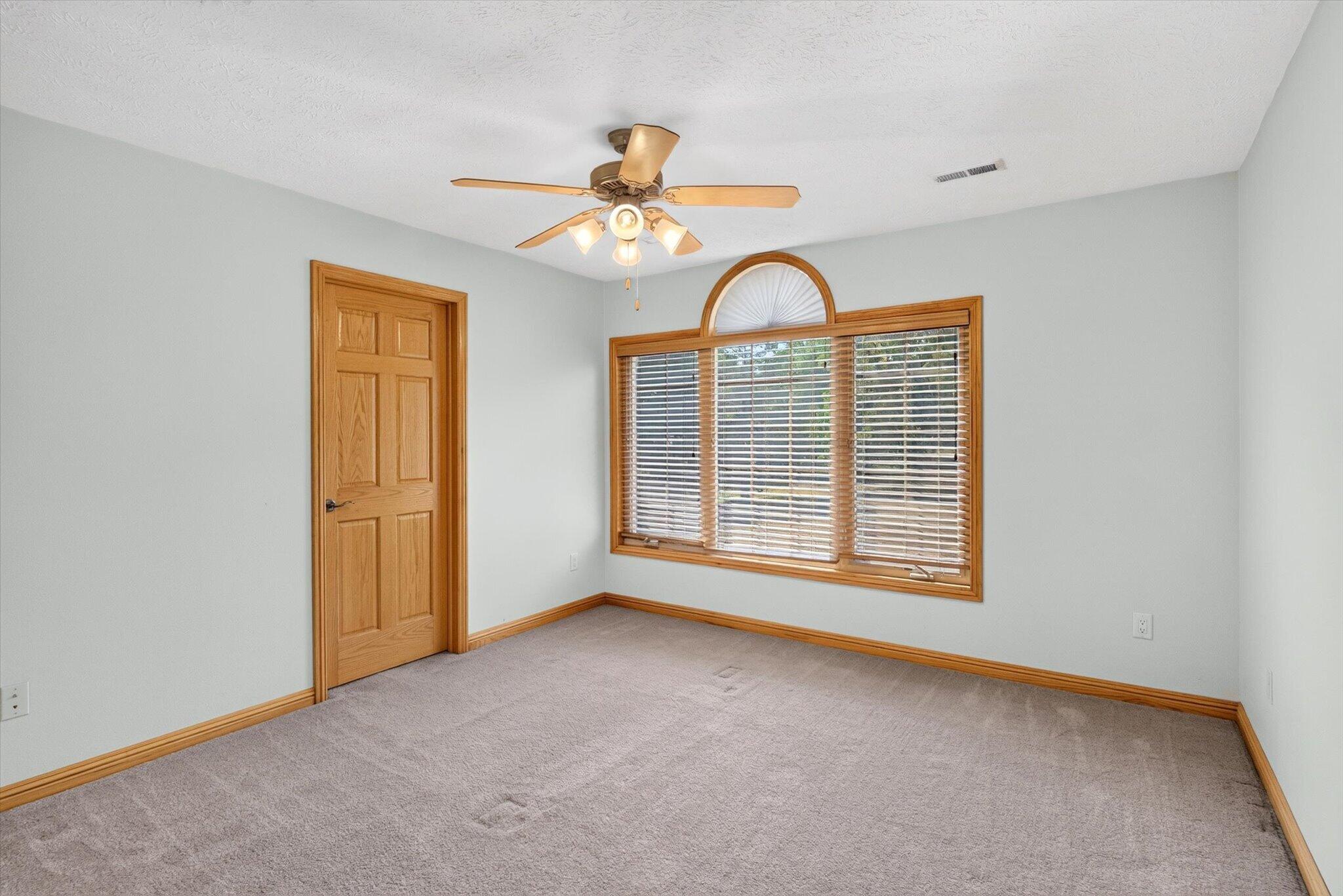1169 East 424th Road Property Photo 48