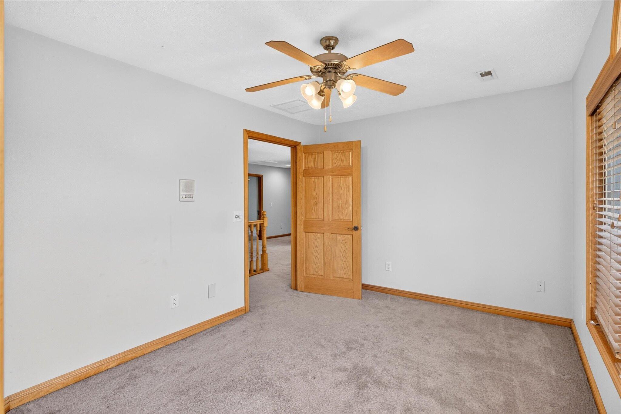 1169 East 424th Road Property Photo 52