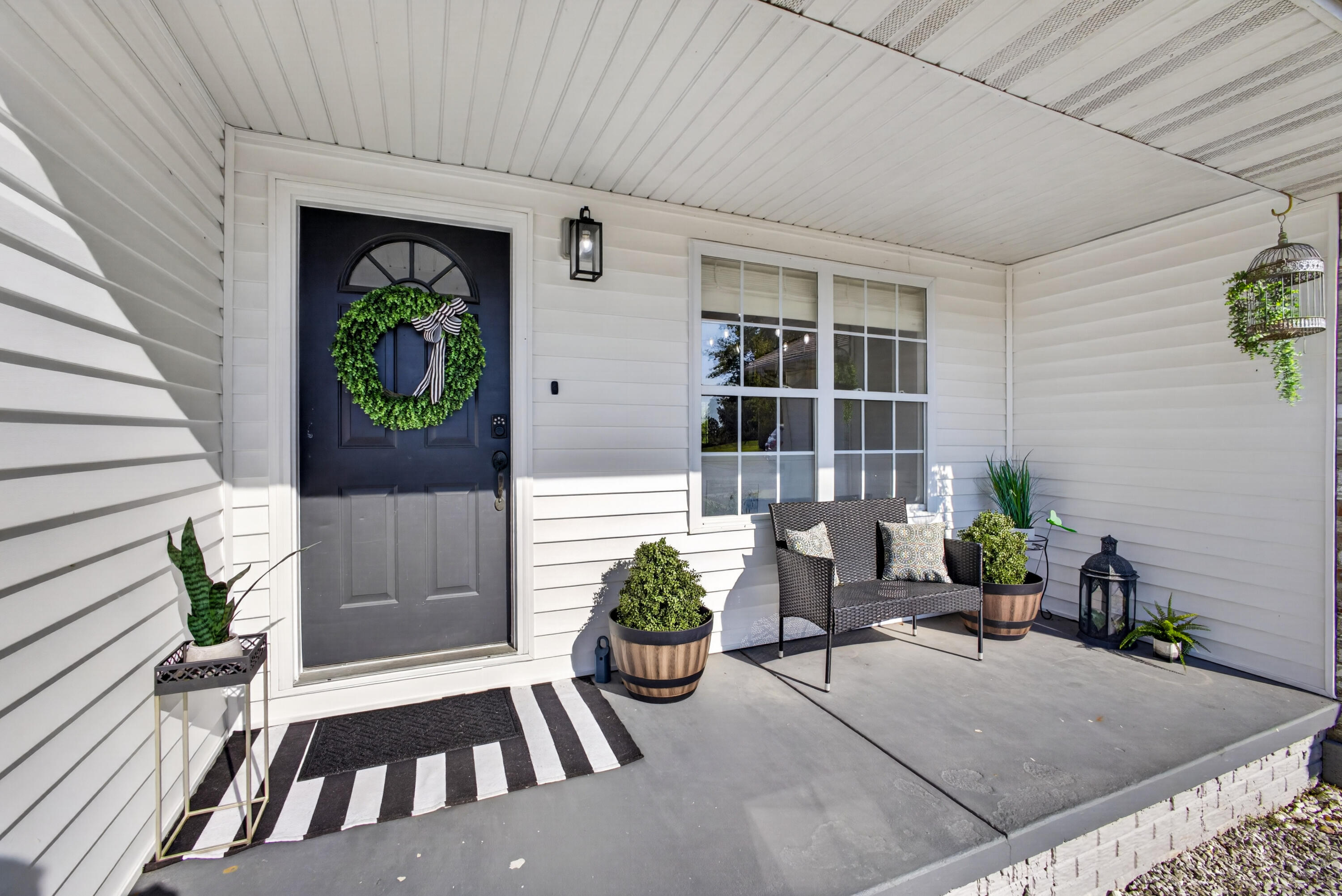 495 Bear Ridge Property Photo 4